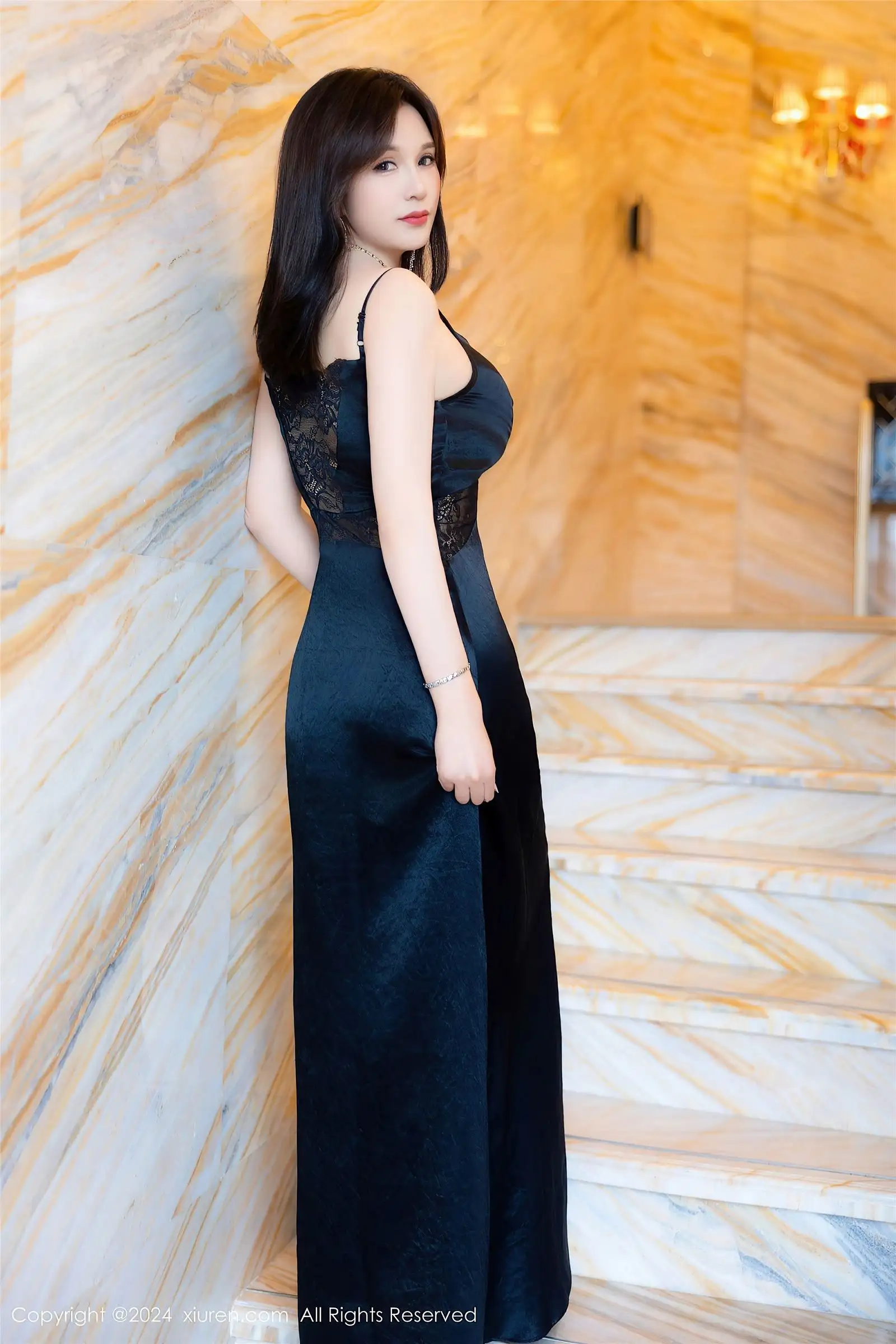 [XIUREN秀人网] 2024.07.09 NO.8825 水水姐