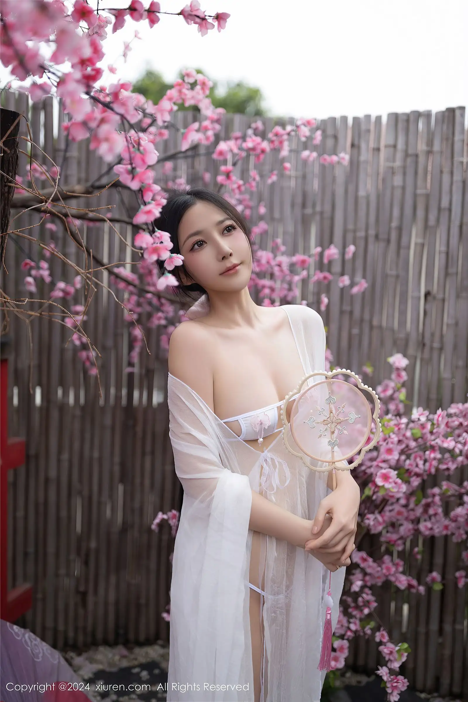 [XIUREN秀人网] 2024.07.26 NO.8927 鱼子酱Fish