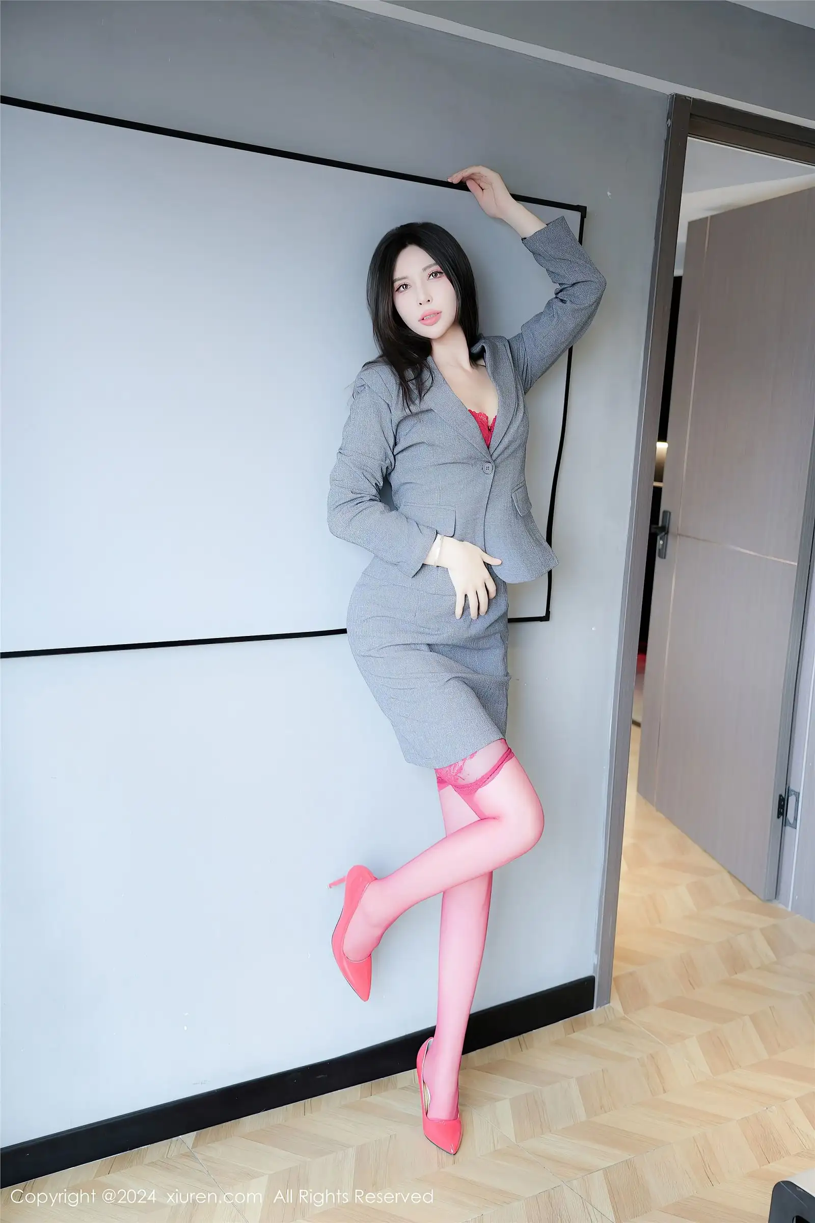 [XIUREN秀人网] 2024.08.05 NO.8967 曼柔