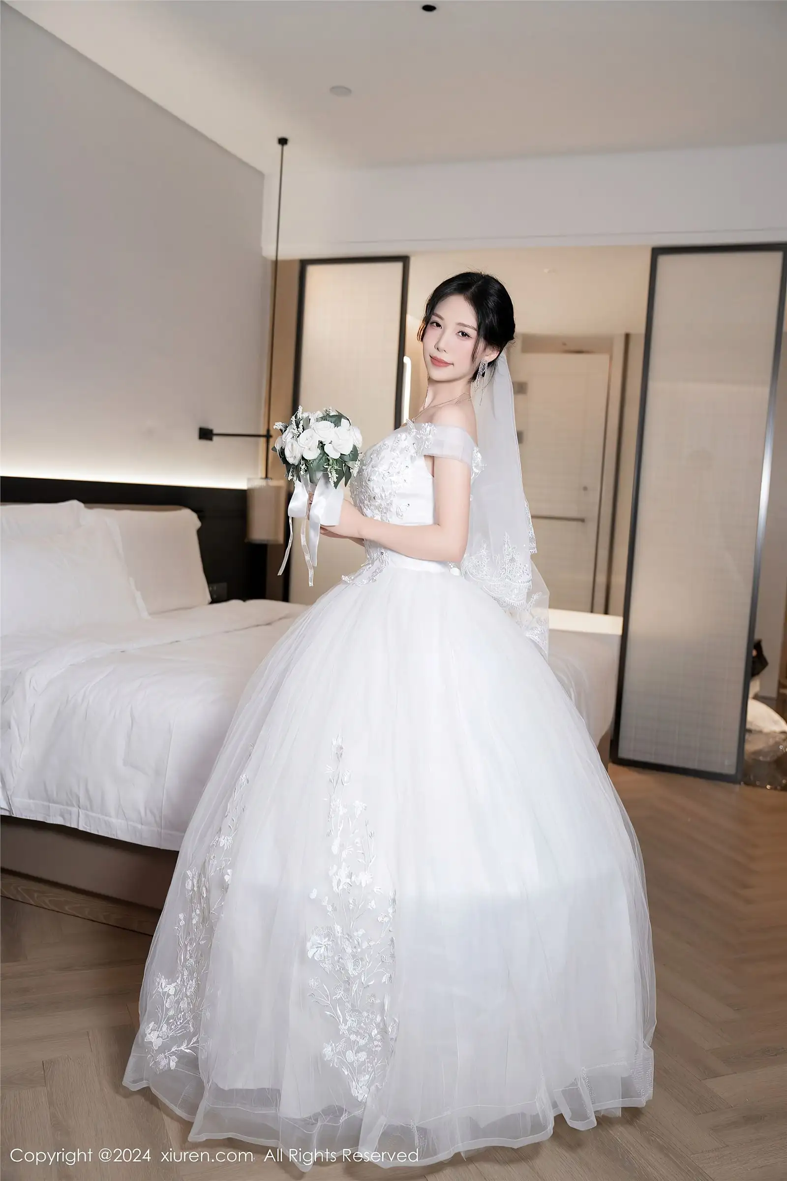 [XIUREN秀人网] 2024.08.09 NO.8998 利世