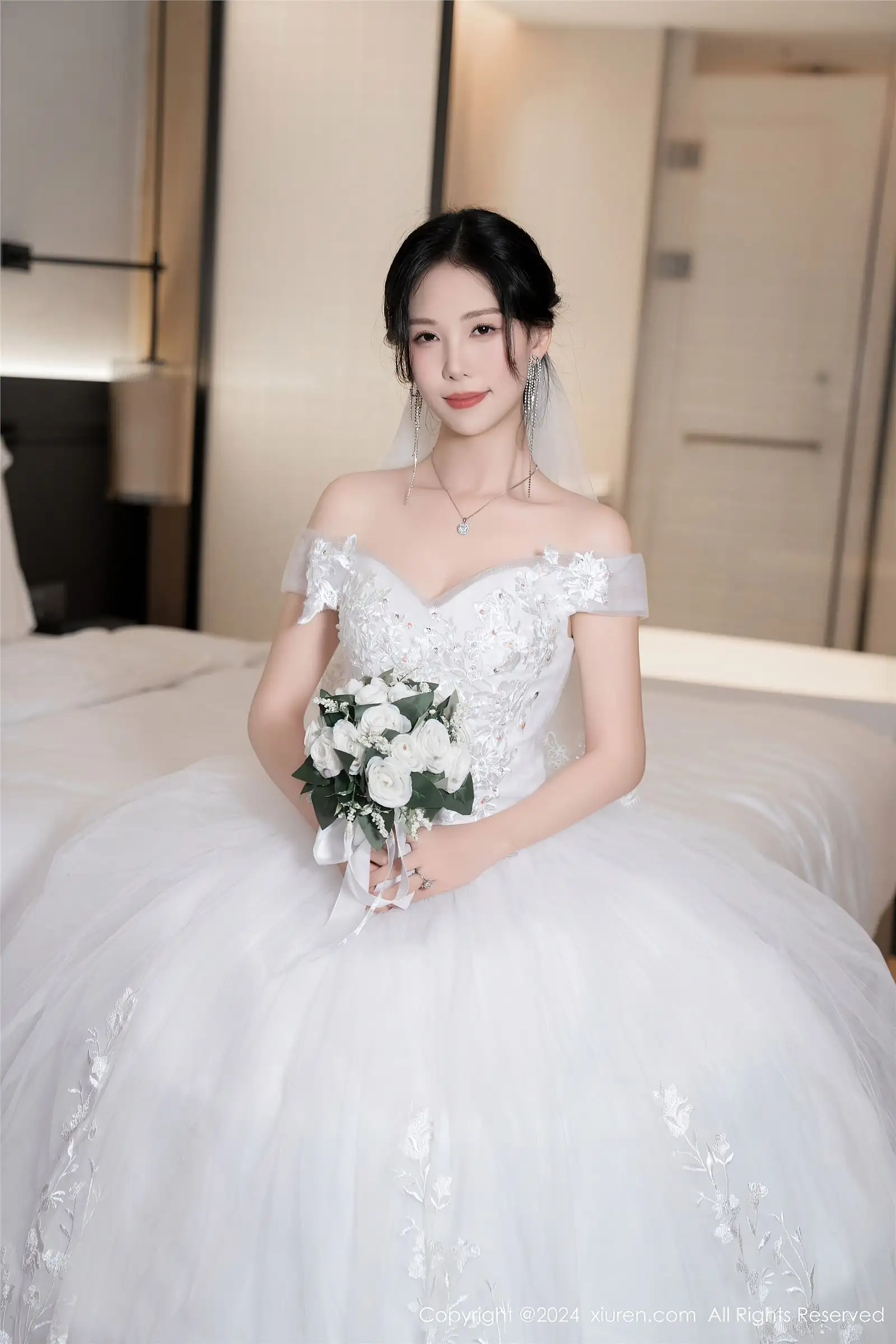 [XIUREN秀人网] 2024.08.09 NO.8998 利世