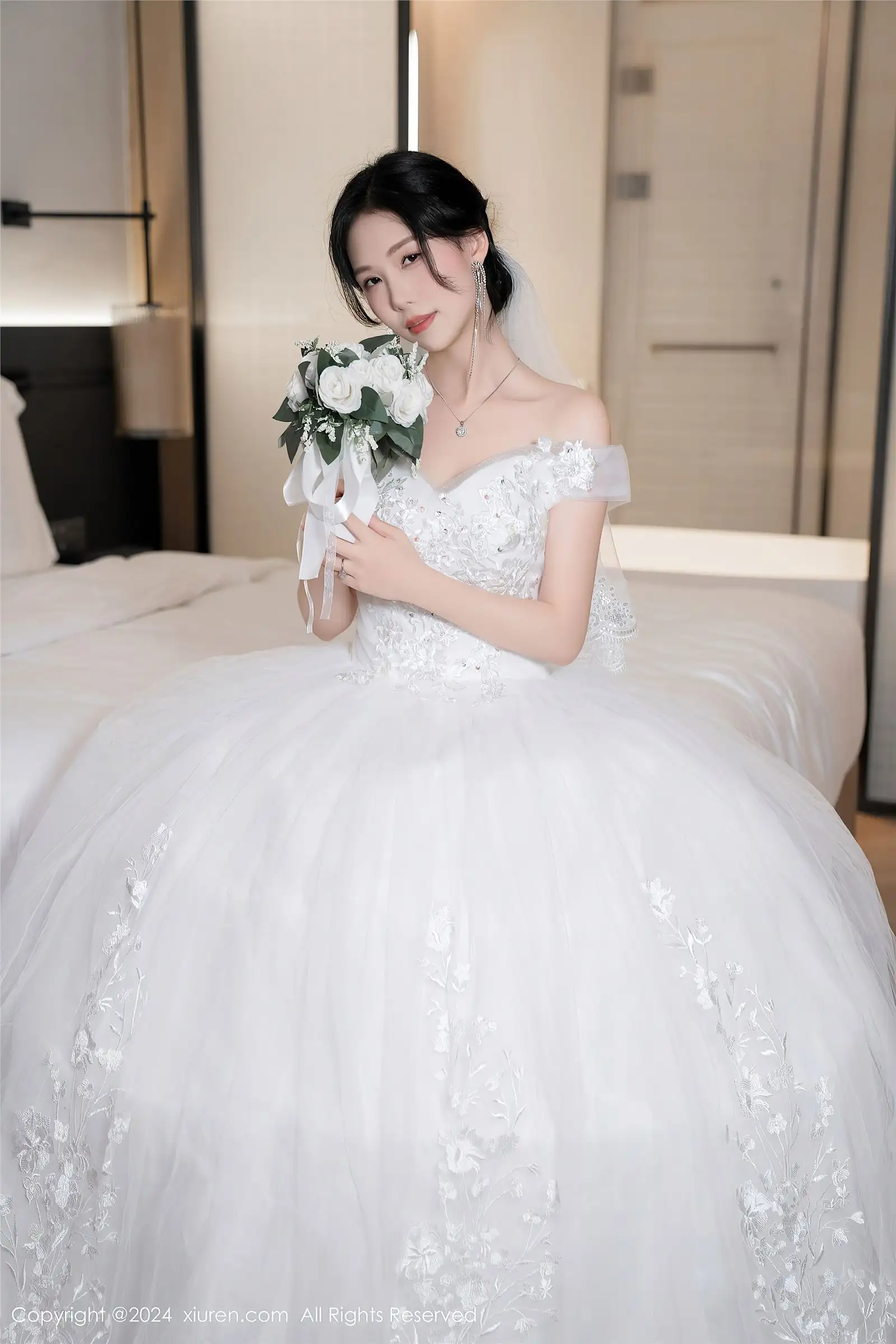 [XIUREN秀人网] 2024.08.09 NO.8998 利世