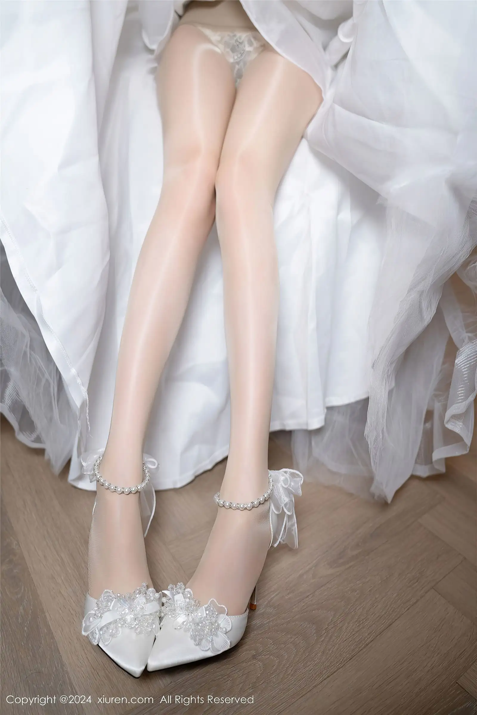 [XIUREN秀人网] 2024.08.09 NO.8998 利世