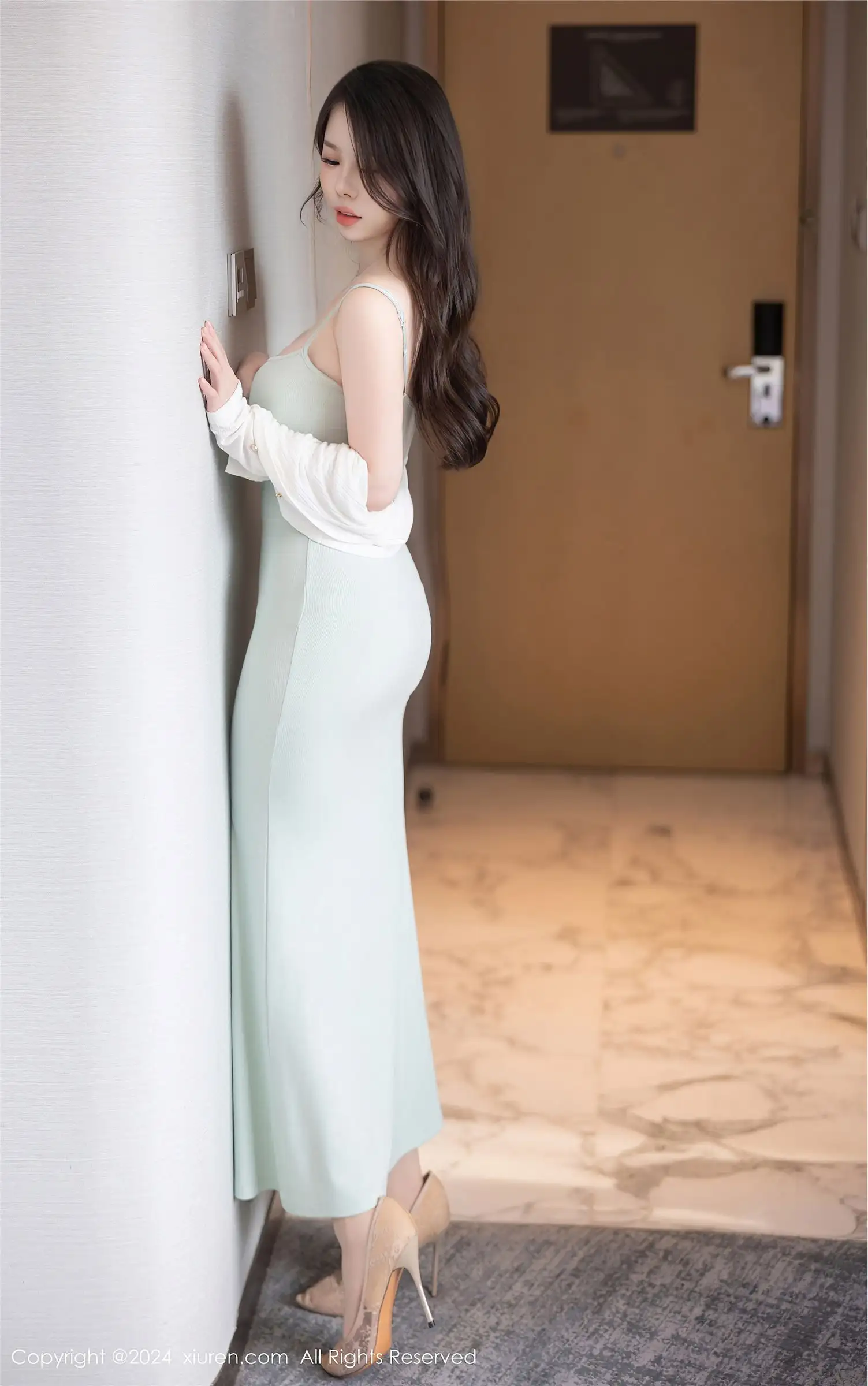 [XIUREN秀人网] 2024.08.28 NO.9080 白茹雪abby