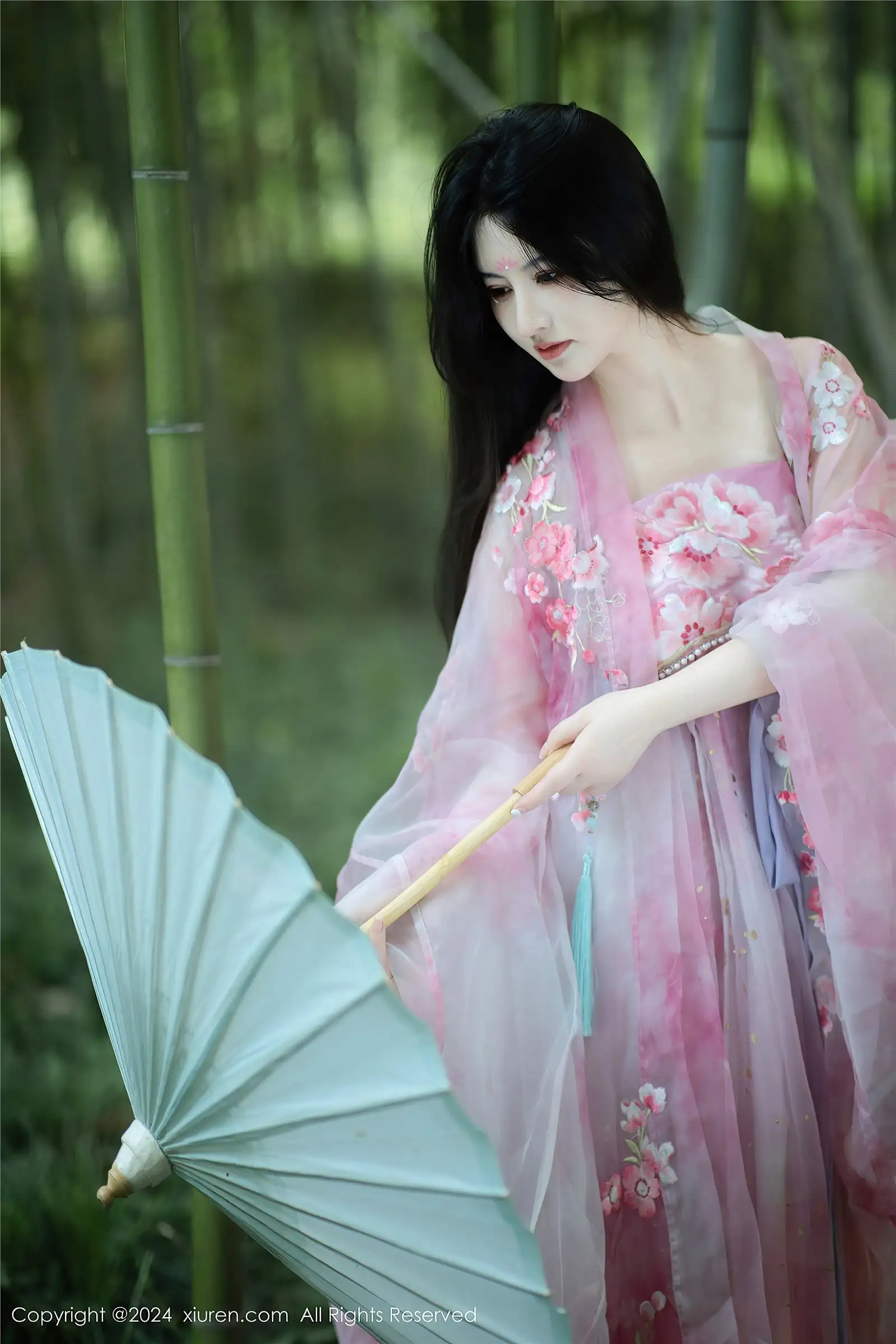 [XIUREN秀人网] 2024.09.02 NO.9100 诗诗kiki