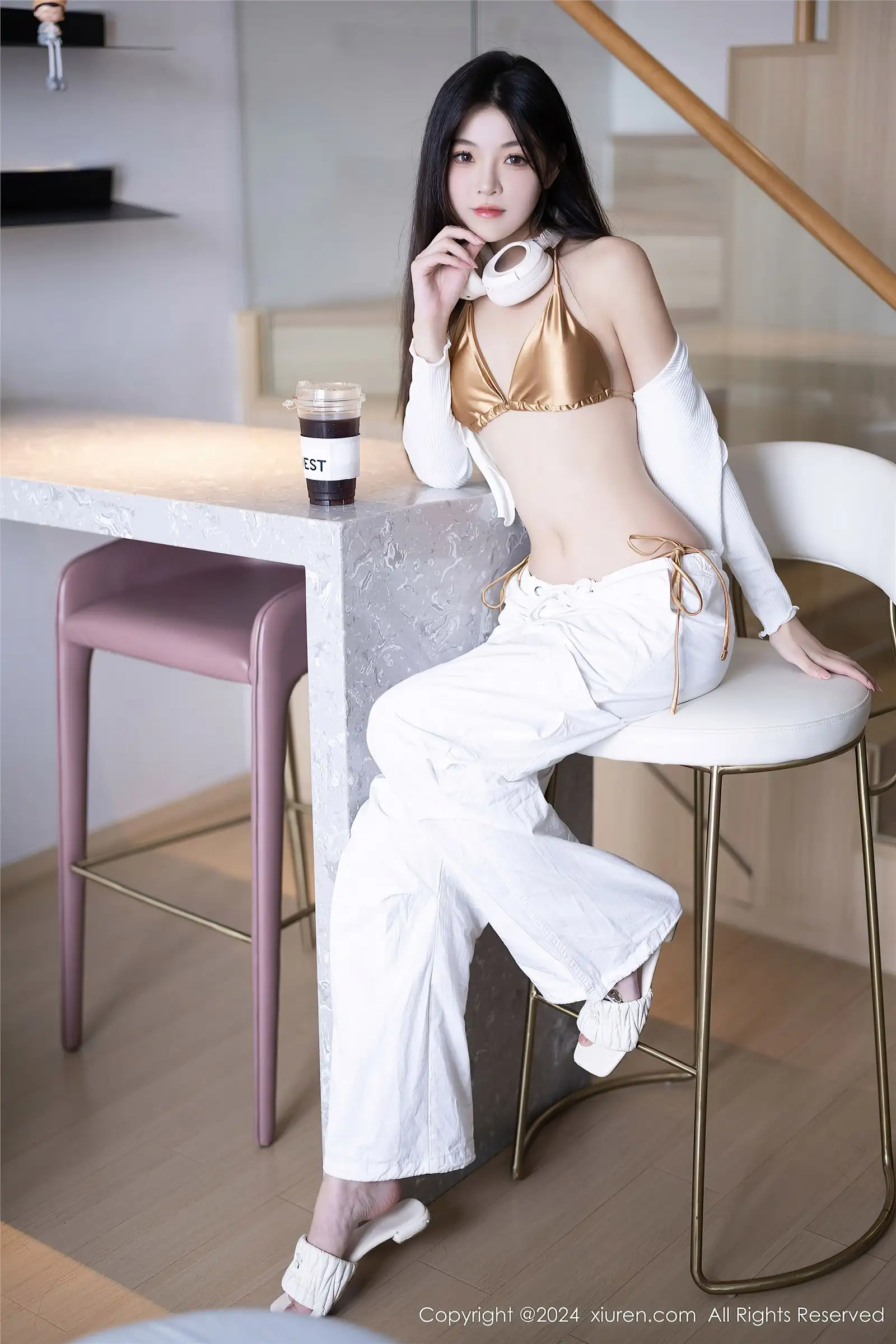 [XIUREN秀人网] 2024.10.10 NO.9262 初梦瑶