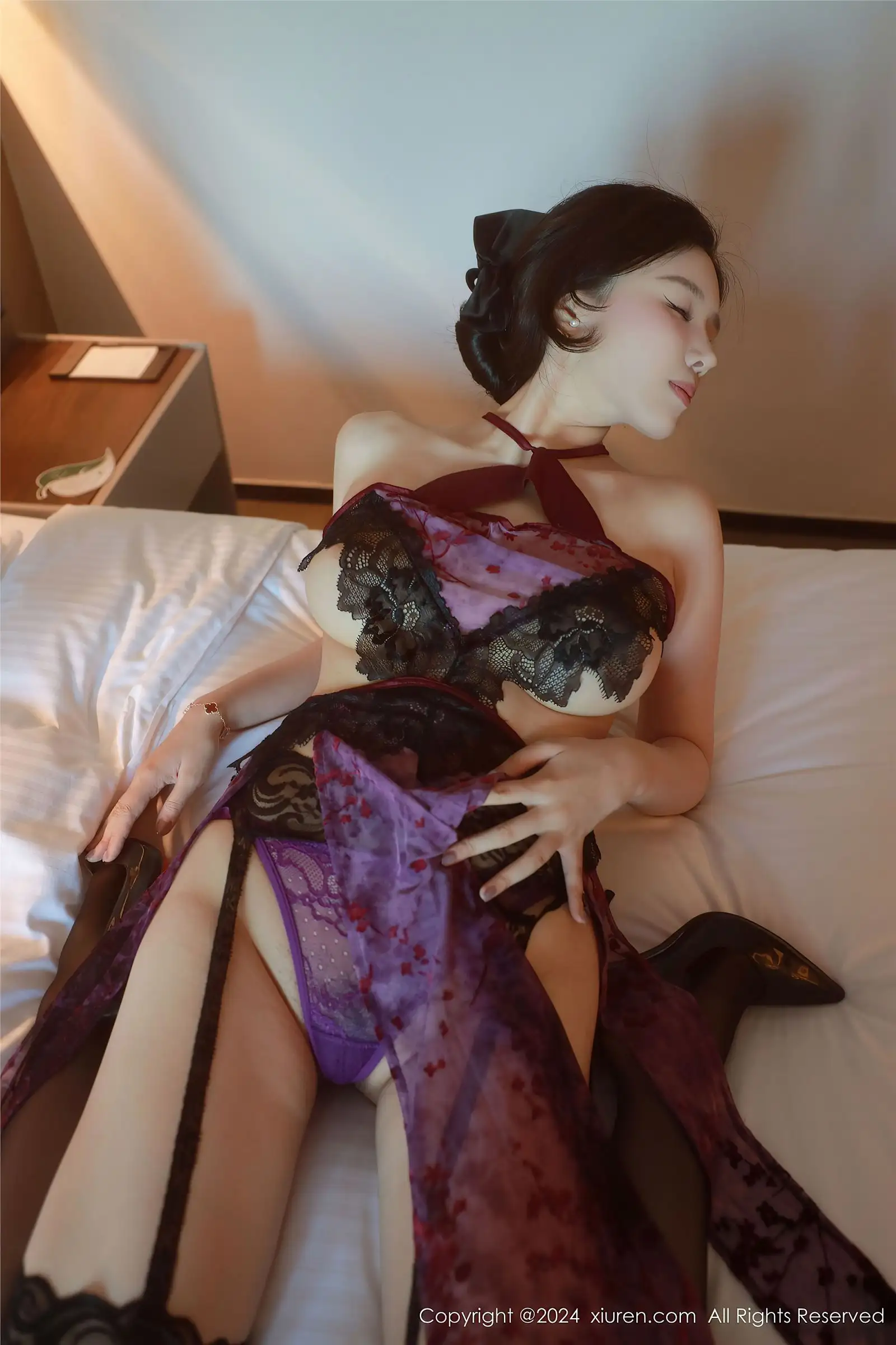 [XIUREN秀人网] 2024.10.16 NO.9292 唐翩翩