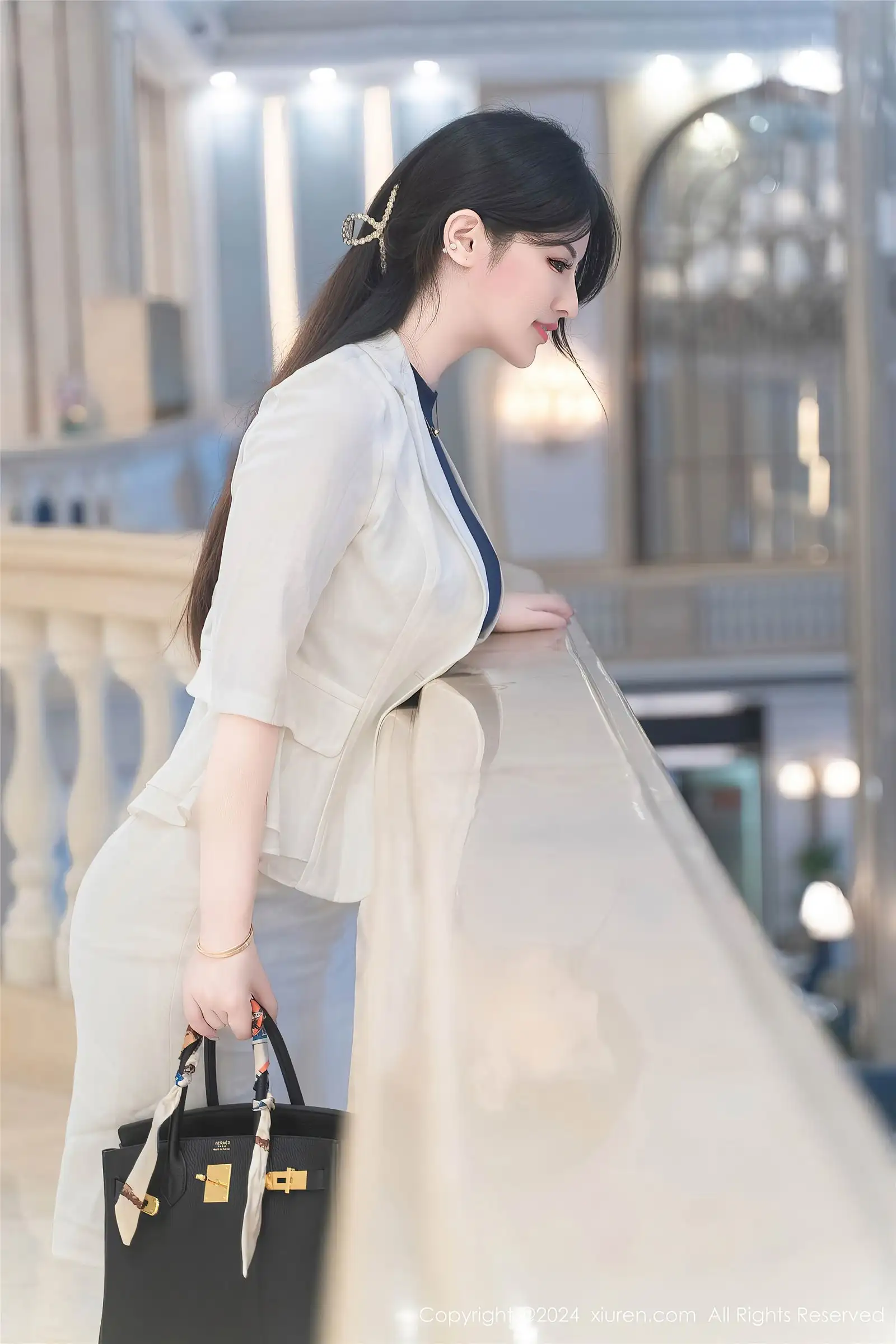 [XIUREN秀人网] 2024.10.21 NO.9319 诗诗kiki