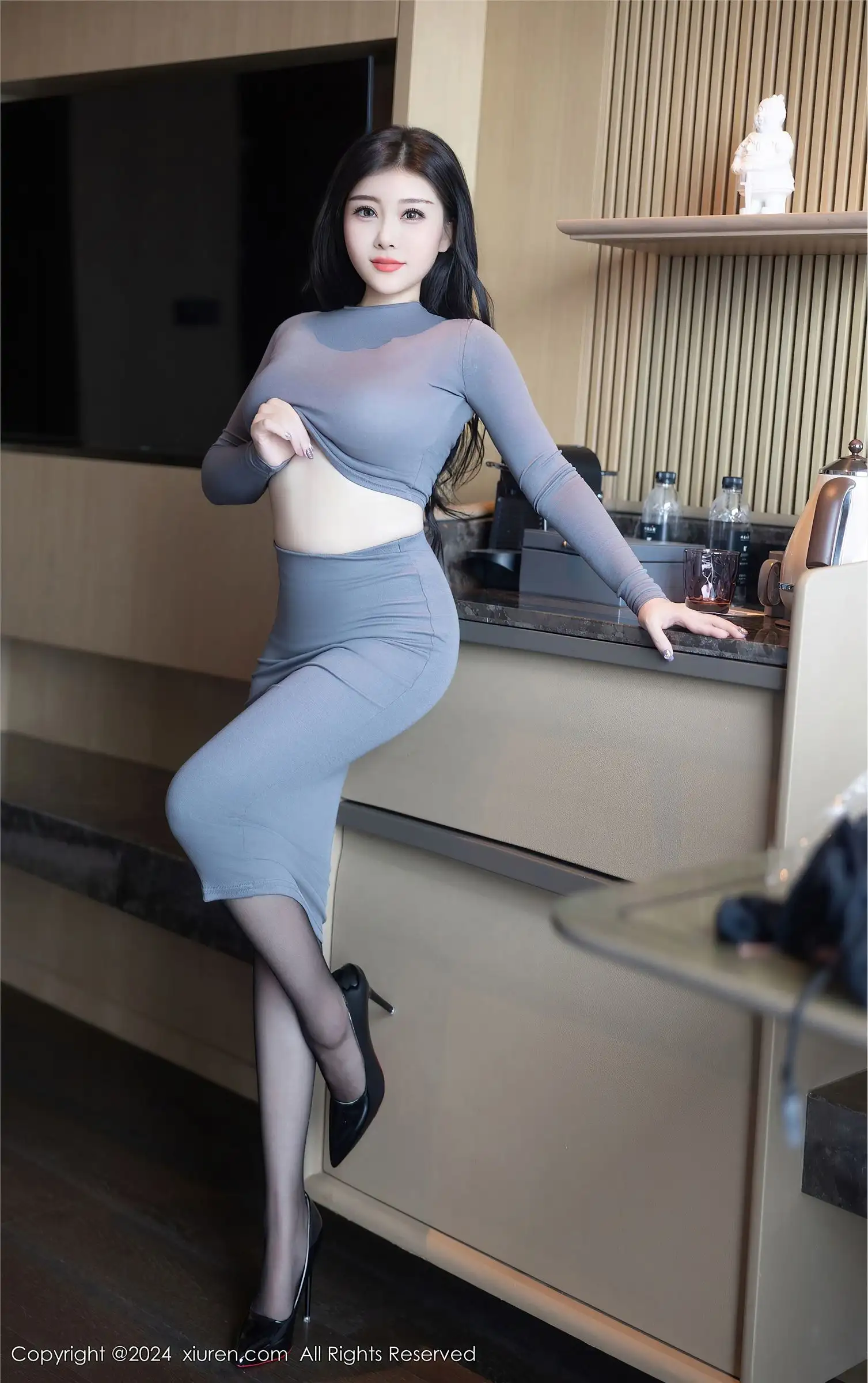 [XIUREN秀人网] 2024.10.22 NO.9325 白洁Bessie