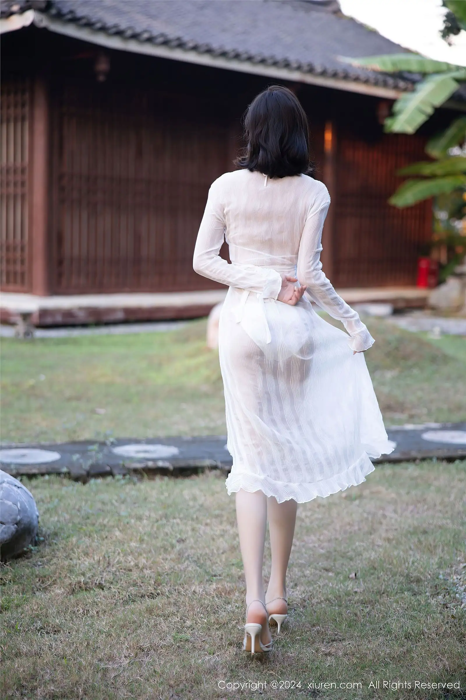 [XIUREN秀人网] 2024.10.31 NO.9375 徐莉芝Booty