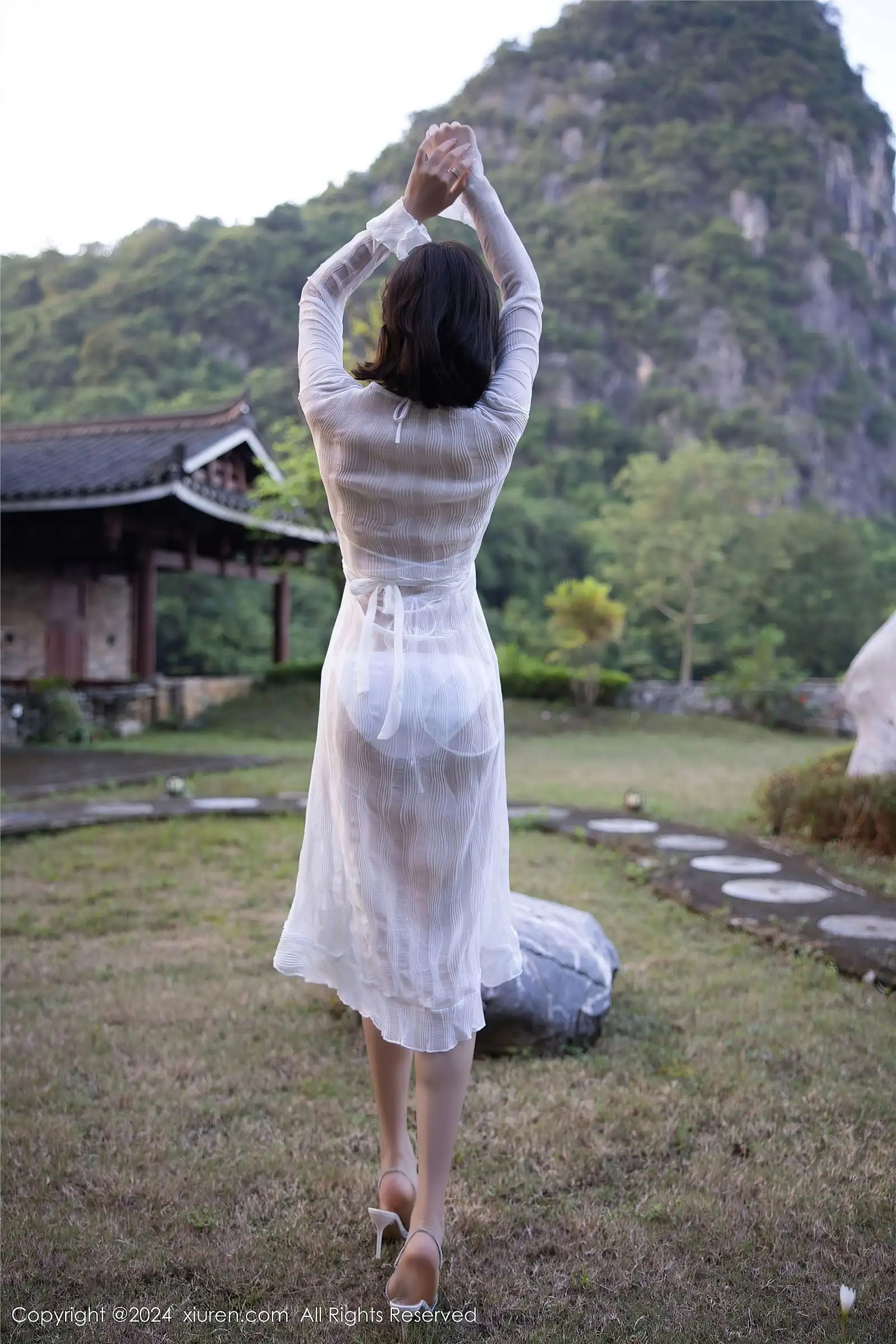 [XIUREN秀人网] 2024.10.31 NO.9375 徐莉芝Booty