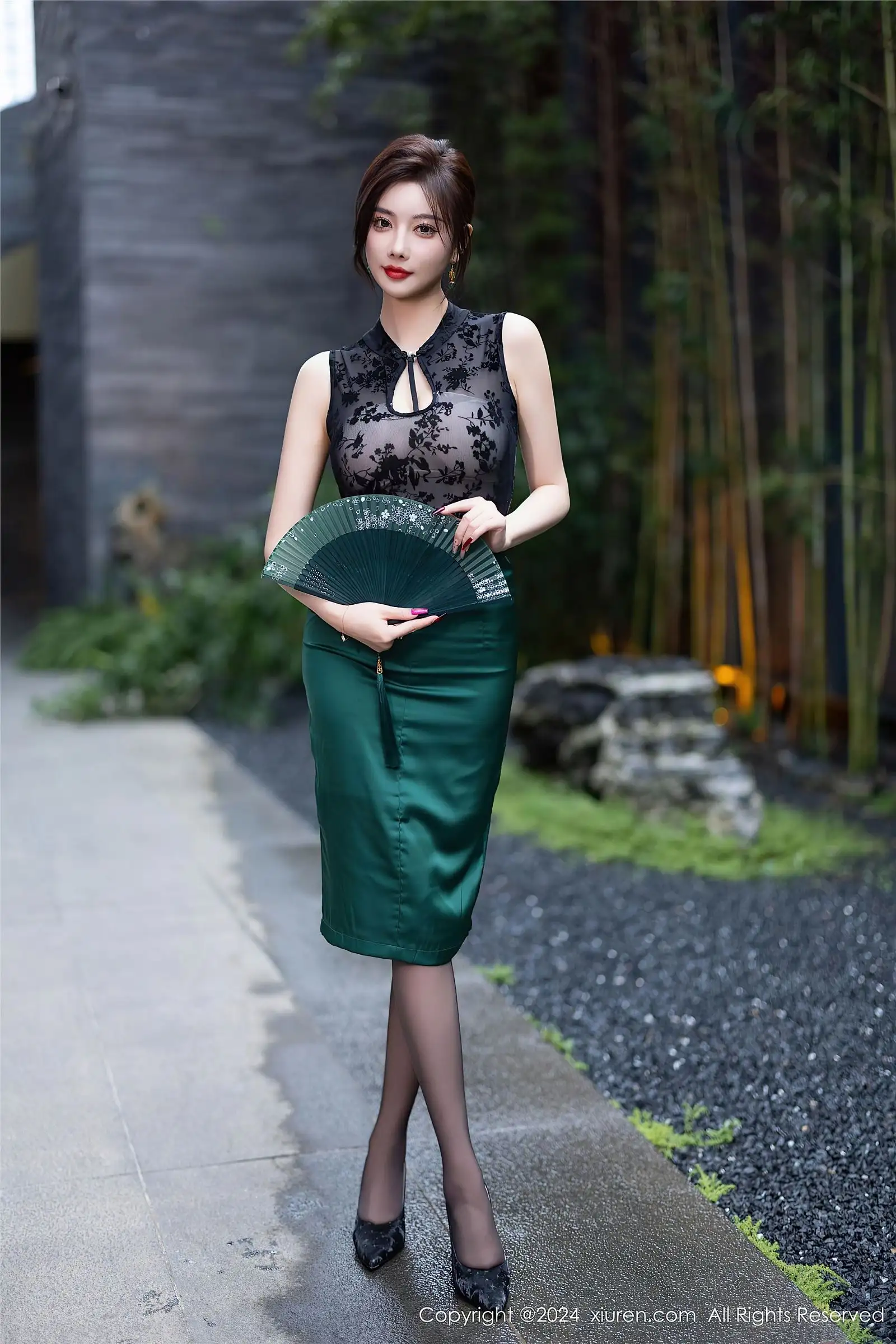 [XIUREN秀人网] 2024.11.01 NO.9384 杨晨晨Yome