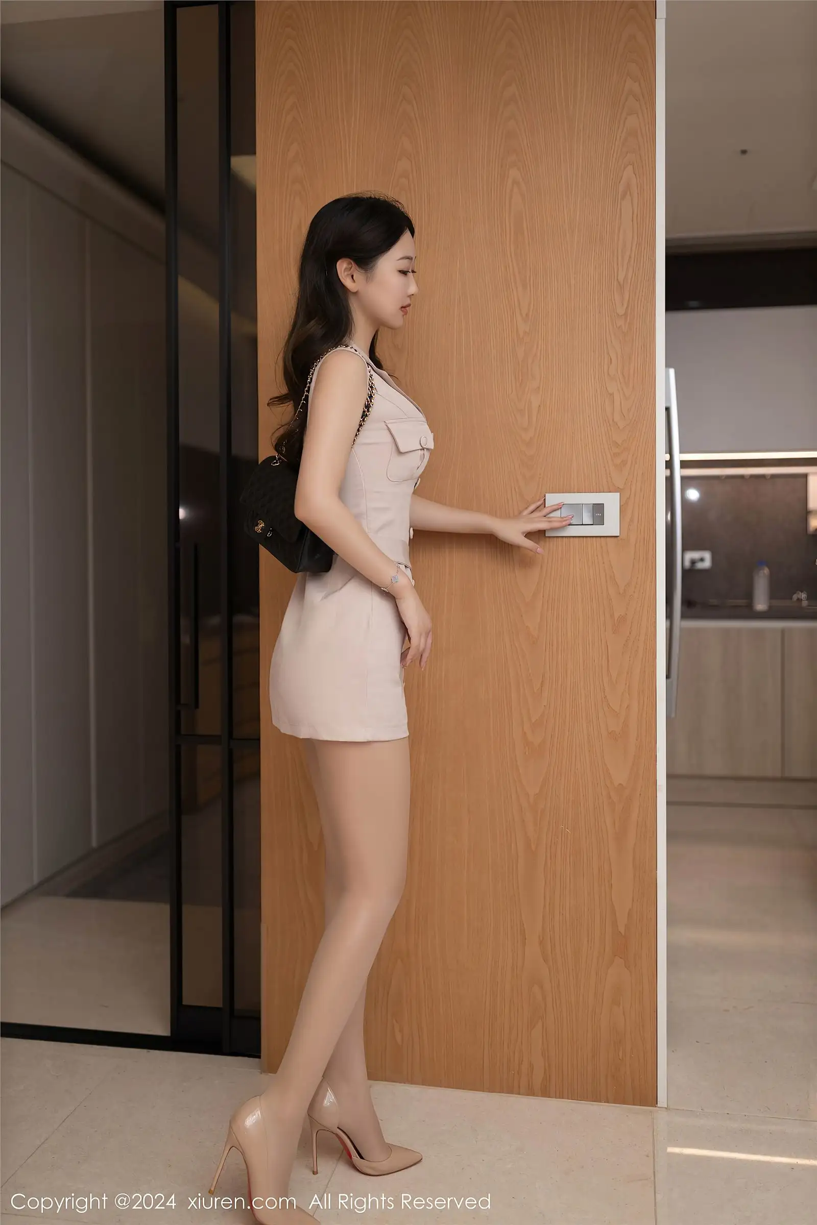 [XIUREN秀人网] 2024.11.04 NO.9392 唐安琪