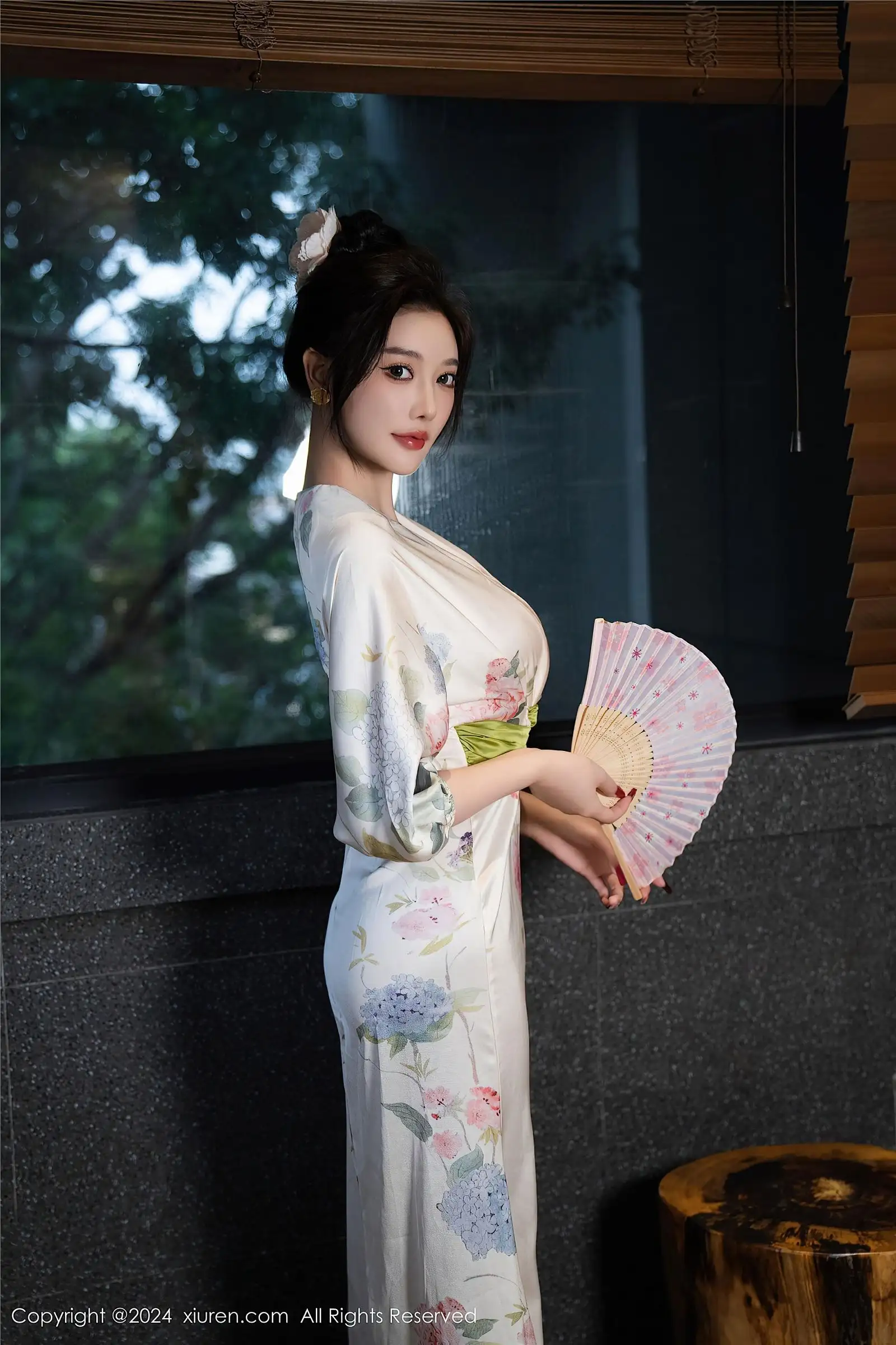 [XIUREN秀人网] 2024.11.19 NO.9470 杨晨晨Yome