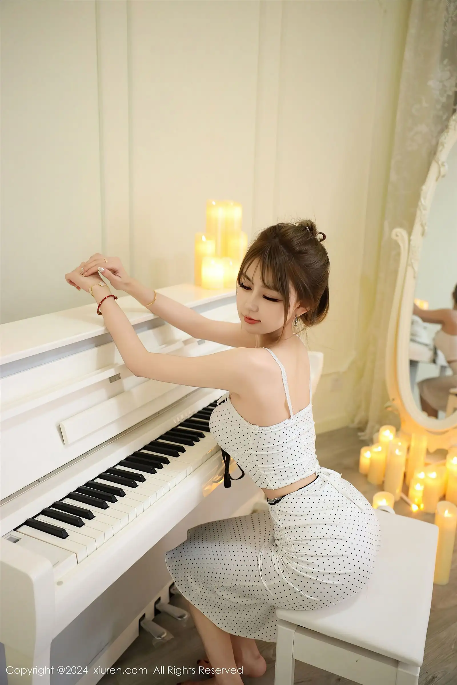 [XIUREN秀人网] 2024.11.26 NO.9502 Zoe柚柚