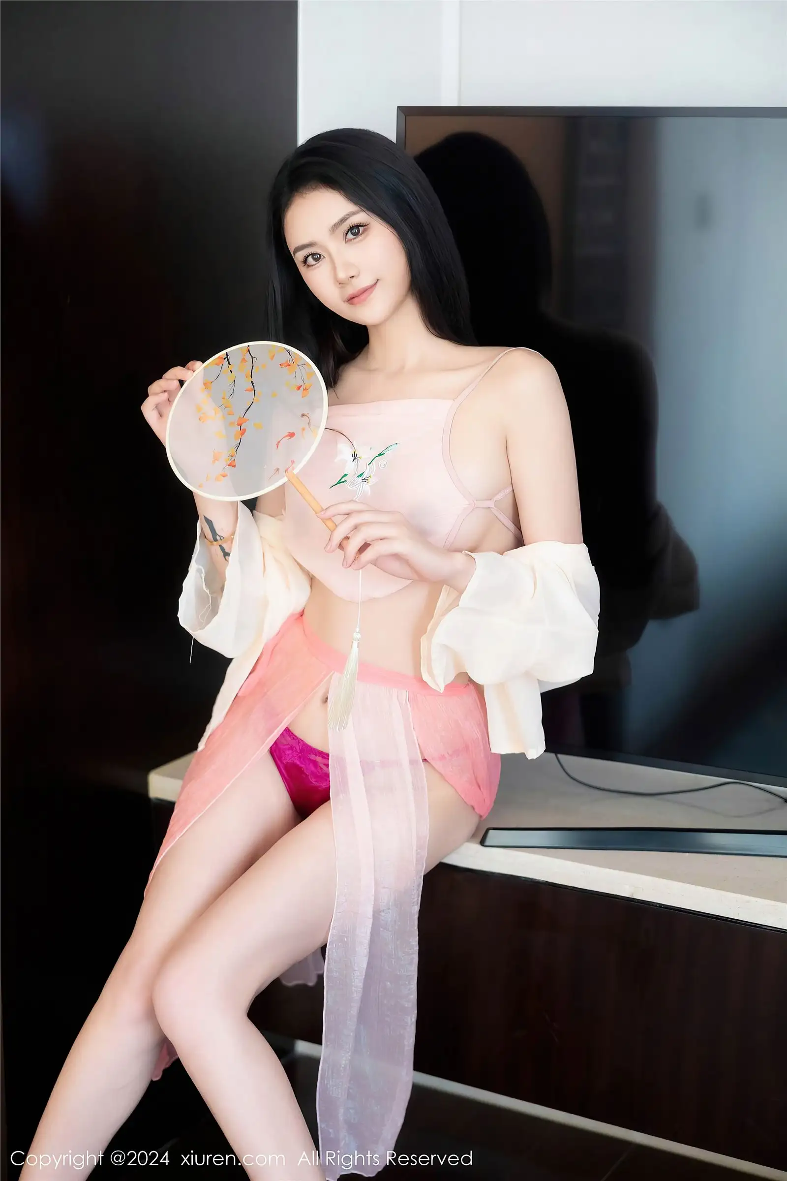 [XIUREN秀人网] 2024.12.03 NO.9542 方子萱
