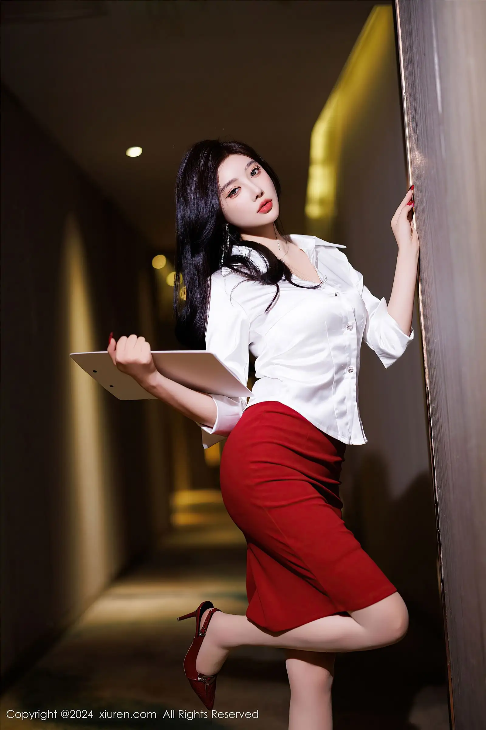 [XIUREN秀人网] 2024.12.06 NO.9565 杨晨晨Yome