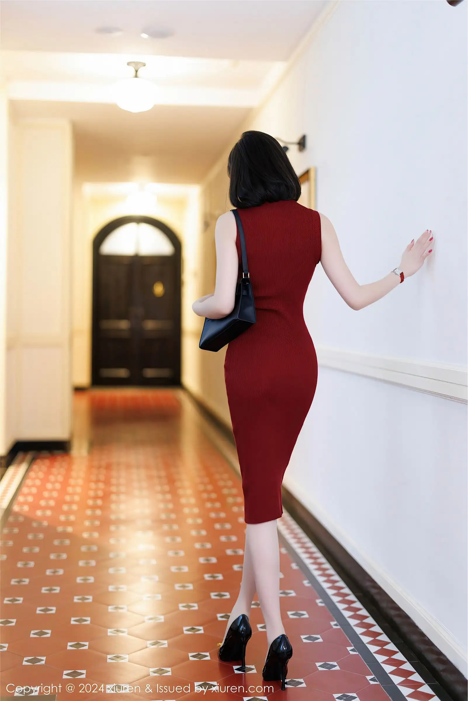 [XIUREN秀人网] 2024.12.12 NO.9589 徐莉芝Booty