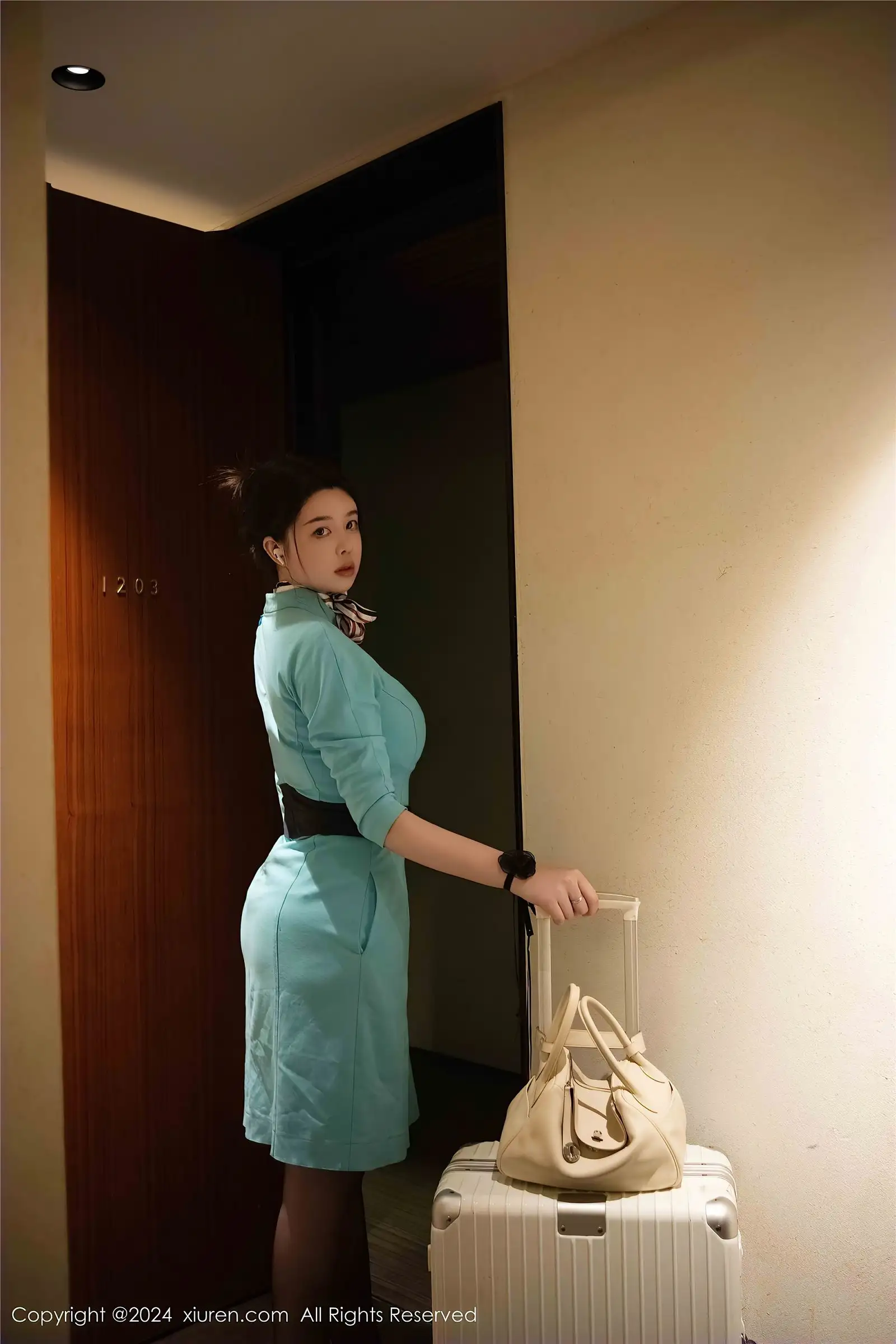 [XIUREN秀人网] 2024.12.17 NO.9609 樱桃小犊子