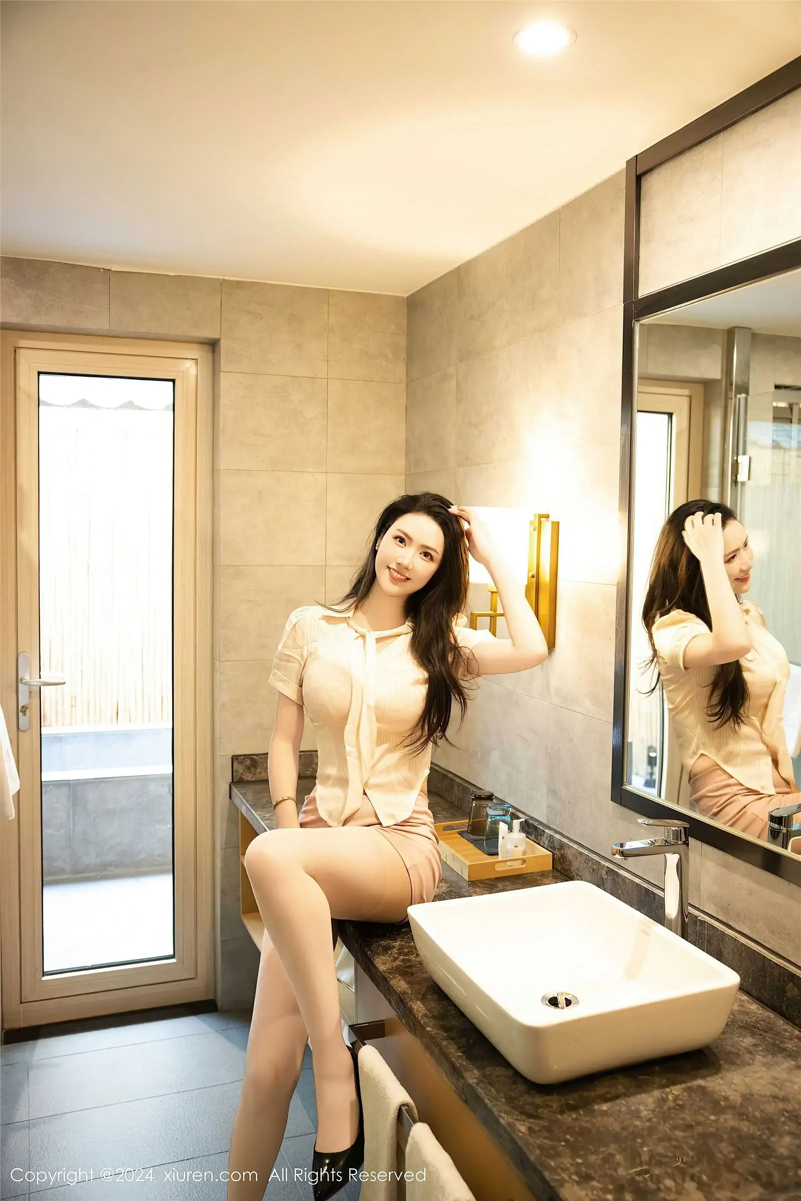 [XIUREN秀人网] 2024.12.24 NO.9646 方子萱