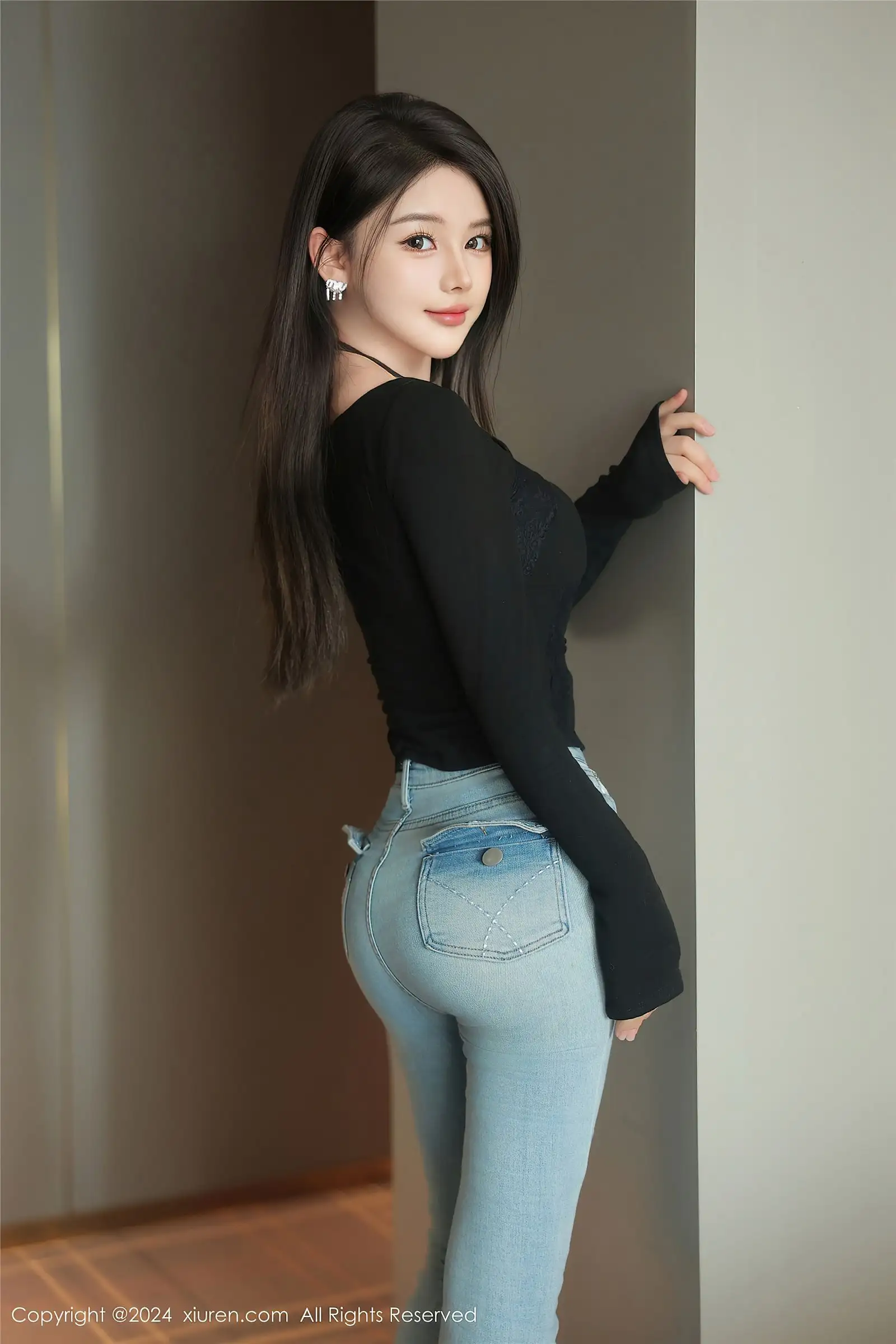 [XIUREN秀人网] 2024.12.27 NO.9666 爱酱里