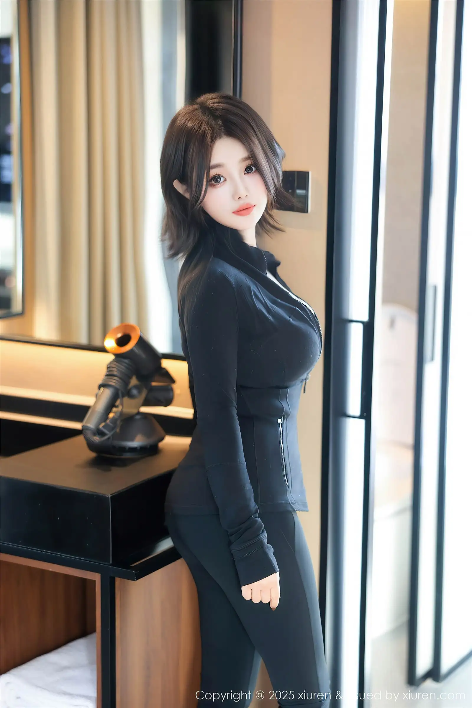 [XIUREN秀人网] 2025.01.02 NO.9694 M0nica