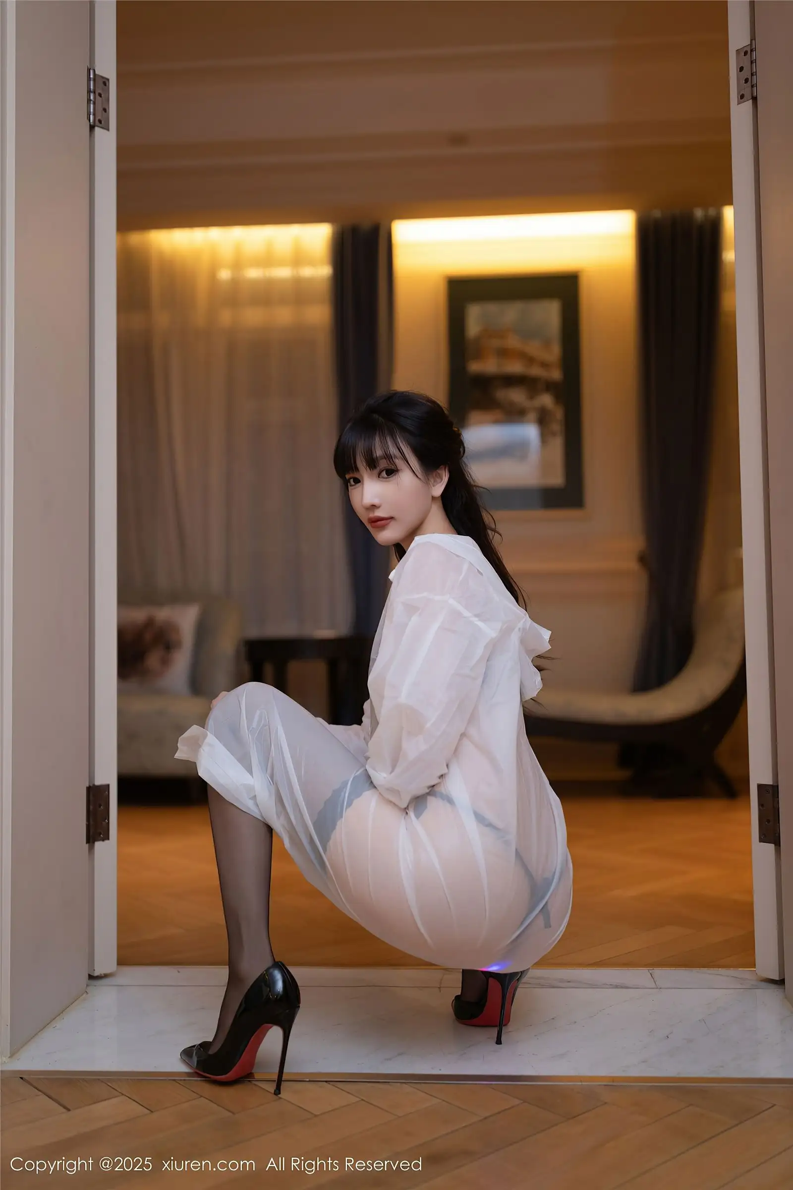 [XIUREN秀人网] 2025.01.02 NO.9700 陆萱萱