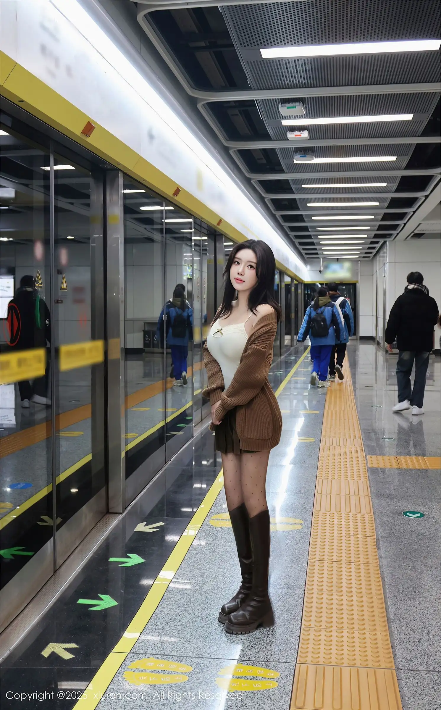 [XIUREN秀人网] 2025.01.03 NO.9708 小薯条nienie