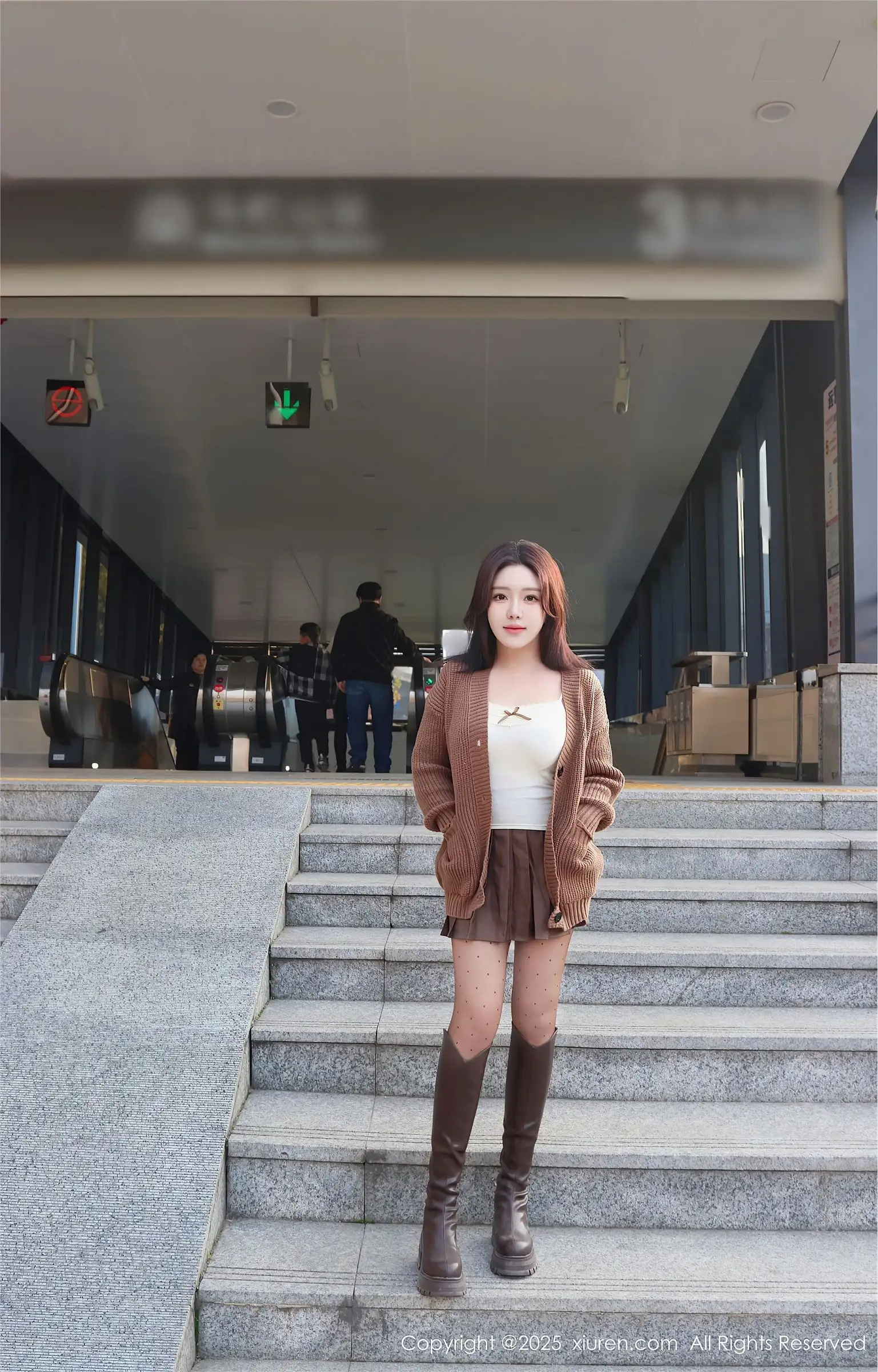 [XIUREN秀人网] 2025.01.03 NO.9708 小薯条nienie