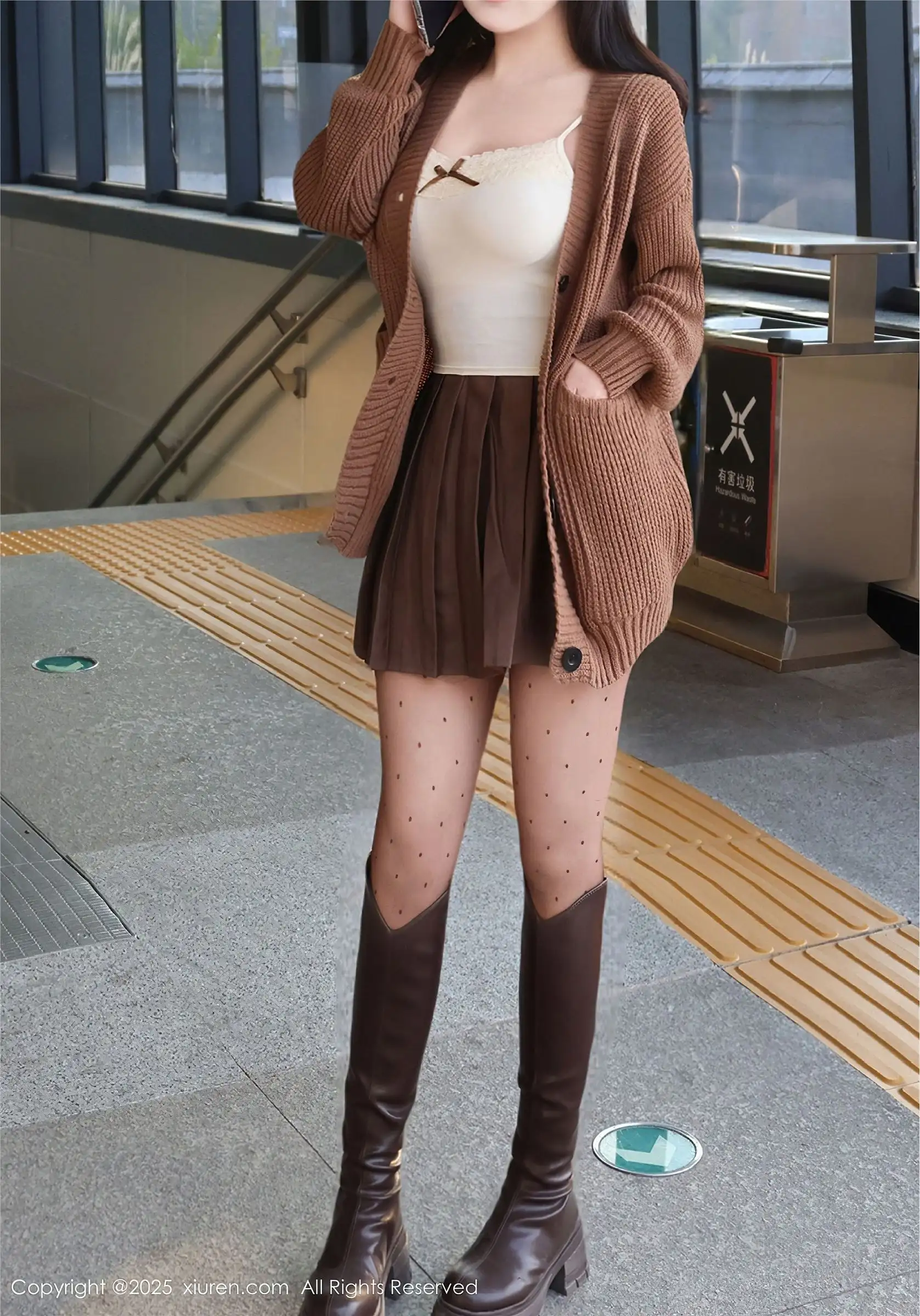 [XIUREN秀人网] 2025.01.03 NO.9708 小薯条nienie