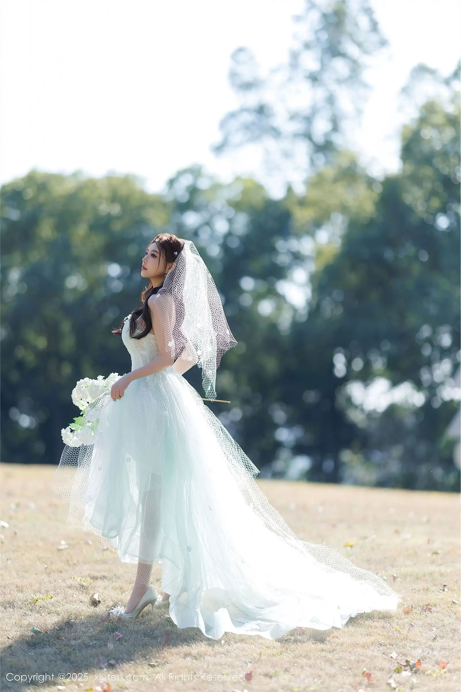 [XIUREN秀人网] 2025.01.07 NO.9722 杨晨晨Yome