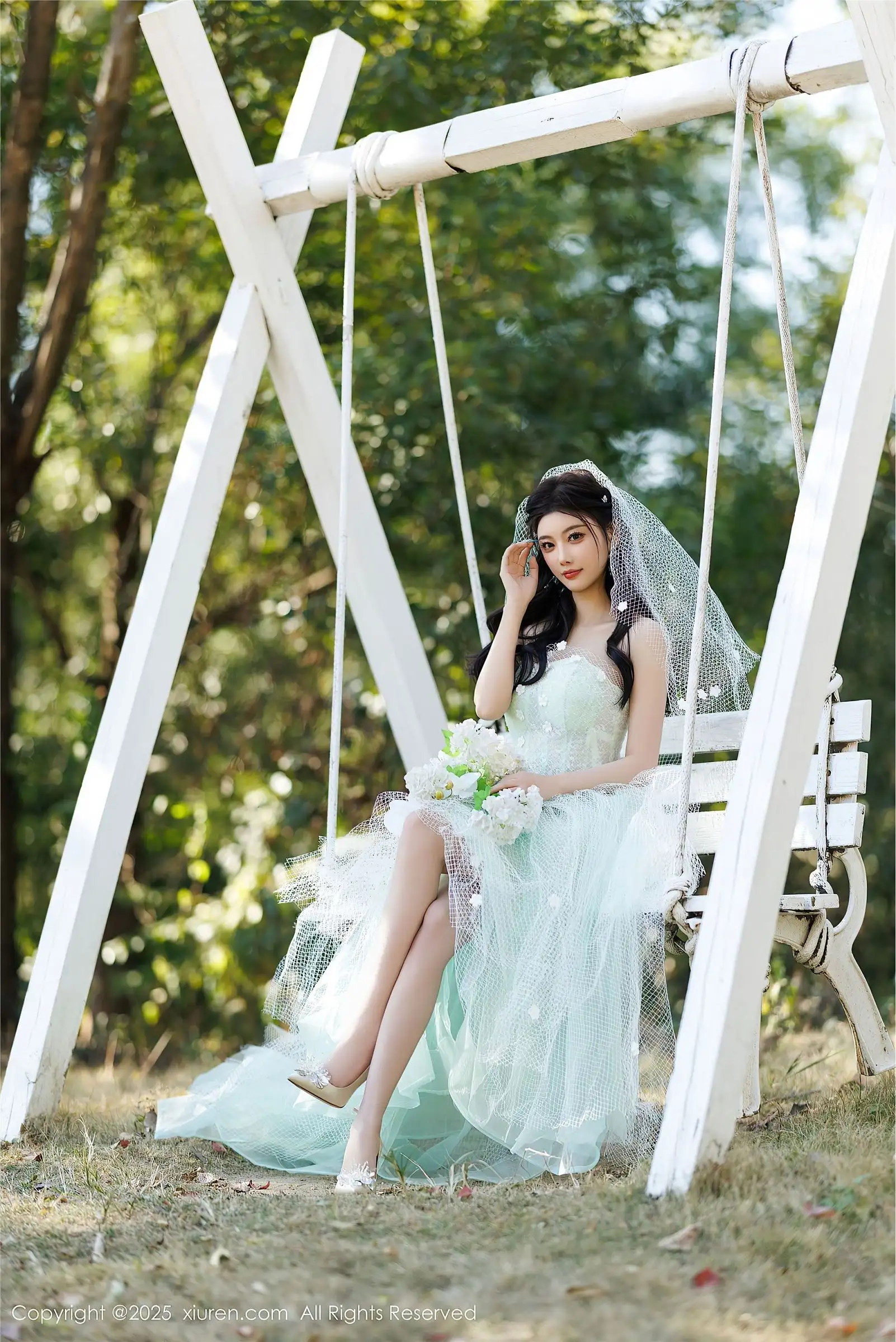 [XIUREN秀人网] 2025.01.07 NO.9722 杨晨晨Yome