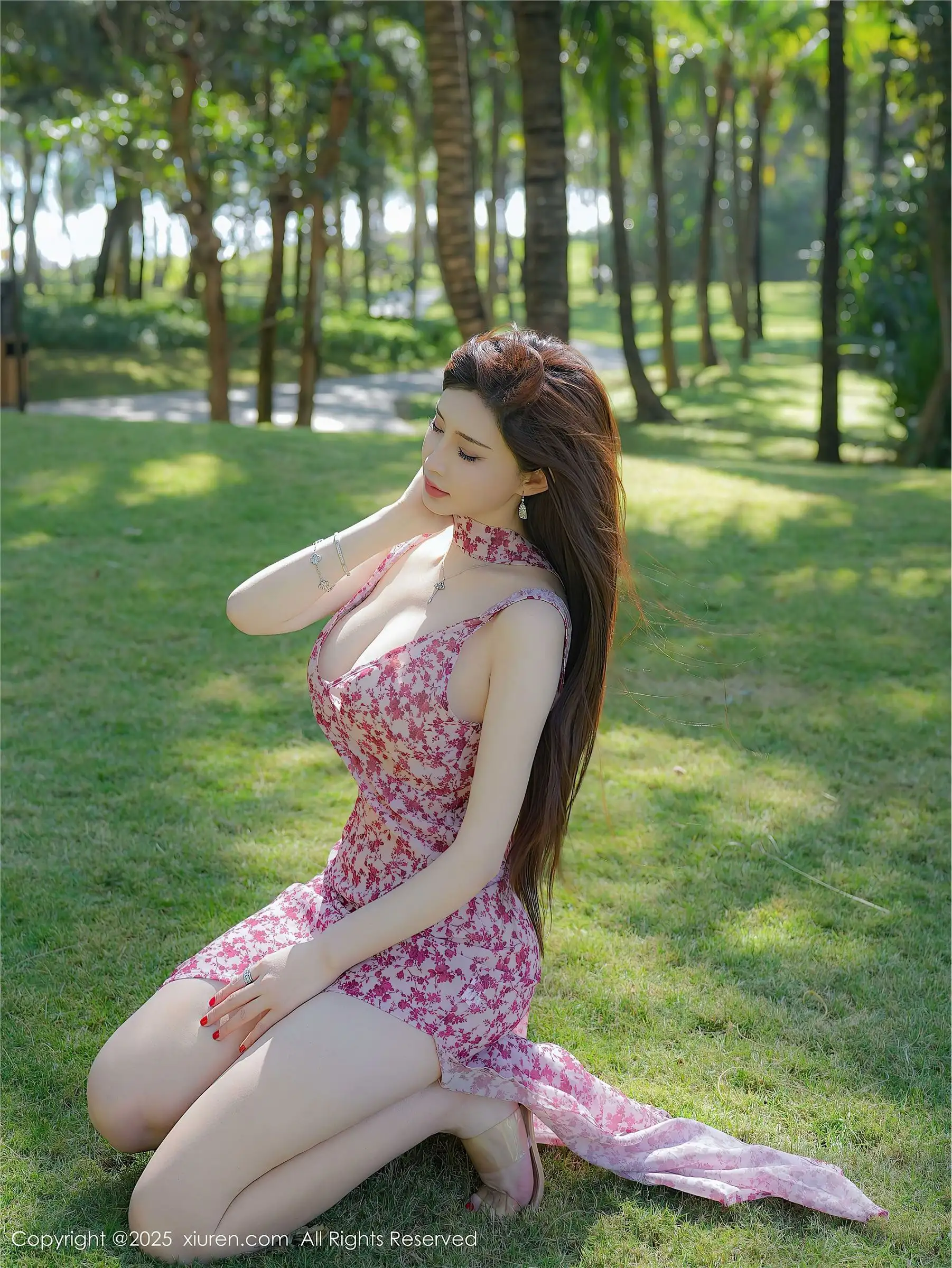 [XIUREN秀人网] 2025.01.10 NO.9736 Carol周妍希X