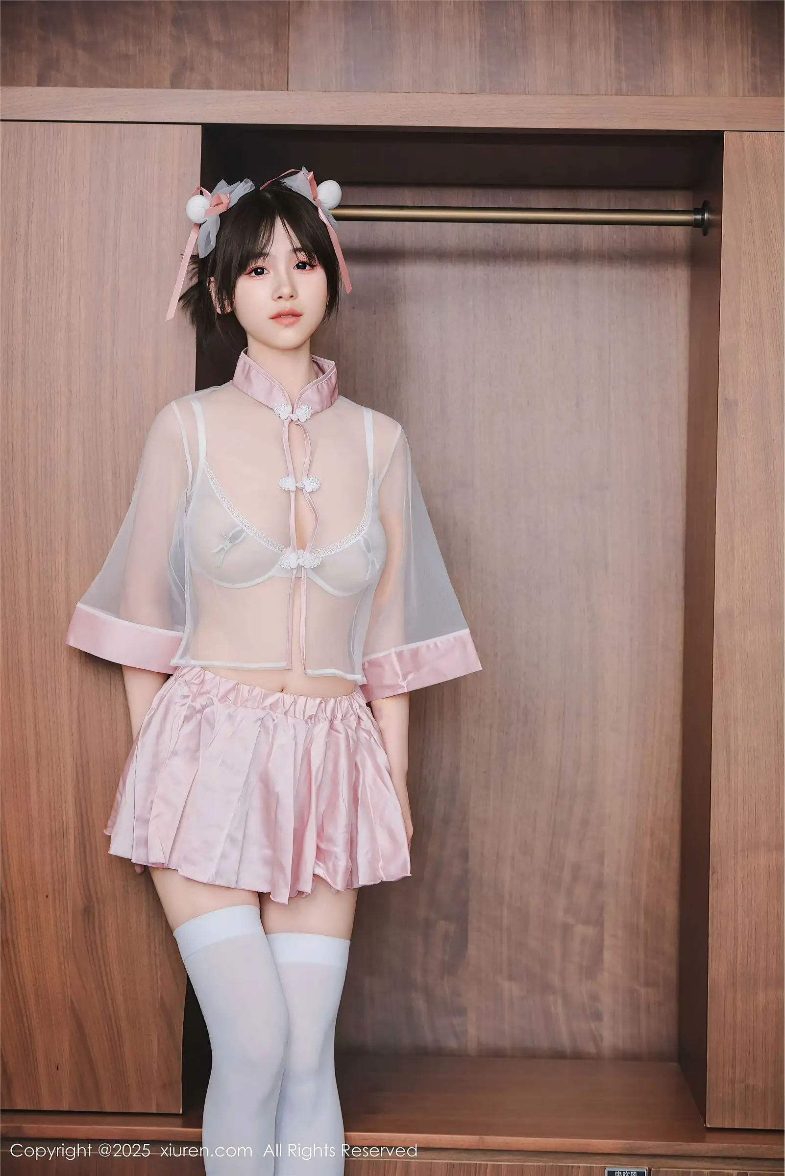 [XIUREN秀人网] 2025.01.15 NO.9763 奶芙乔乔