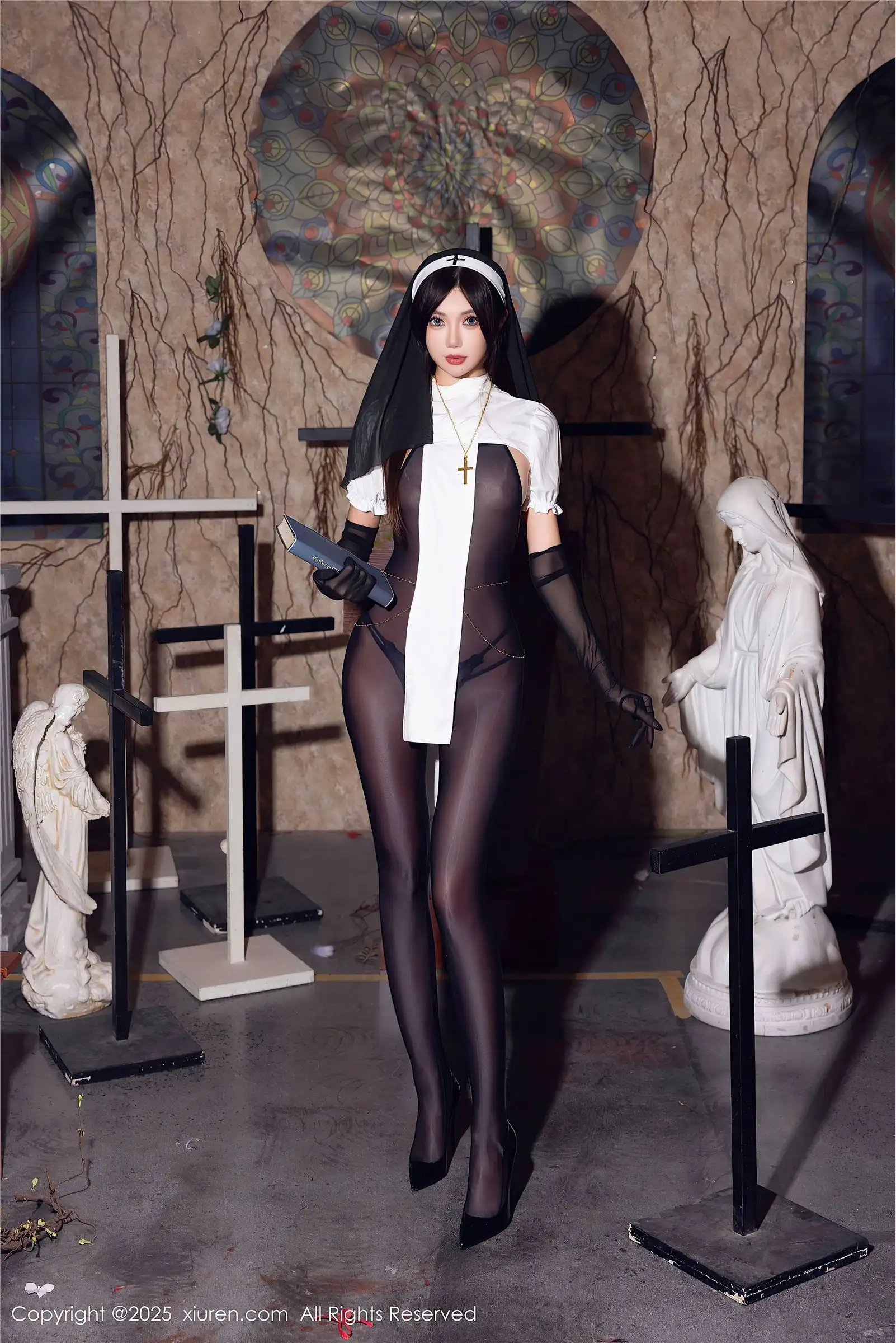 [XIUREN秀人网] 2025.01.17 NO.9774 绮里嘉ula