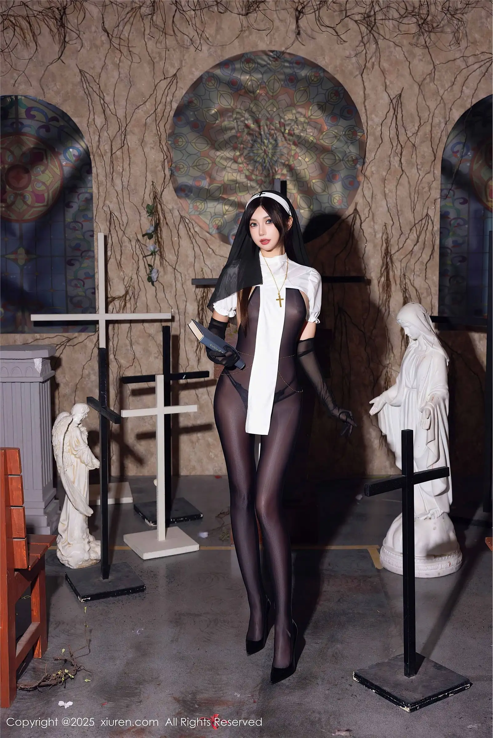 [XIUREN秀人网] 2025.01.17 NO.9774 绮里嘉ula