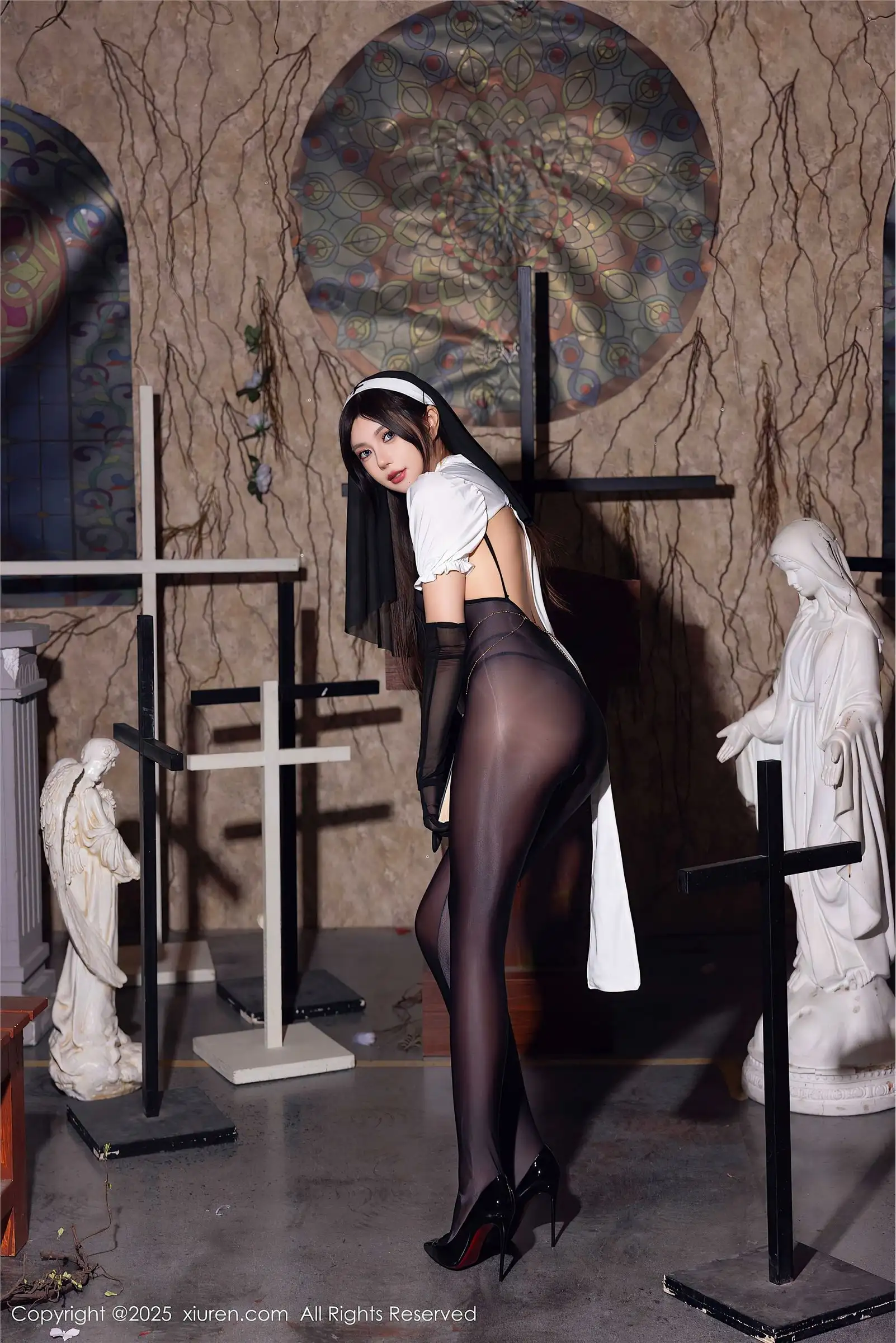 [XIUREN秀人网] 2025.01.17 NO.9774 绮里嘉ula