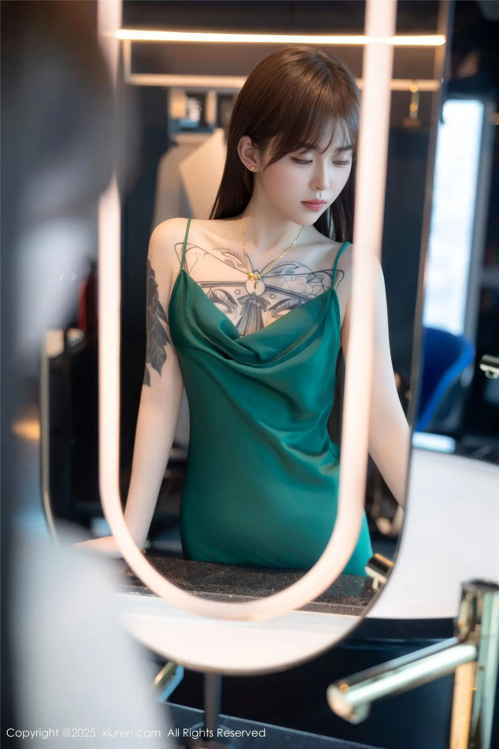 [XIUREN秀人网] 2025.01.23 No.9803 奶瓶