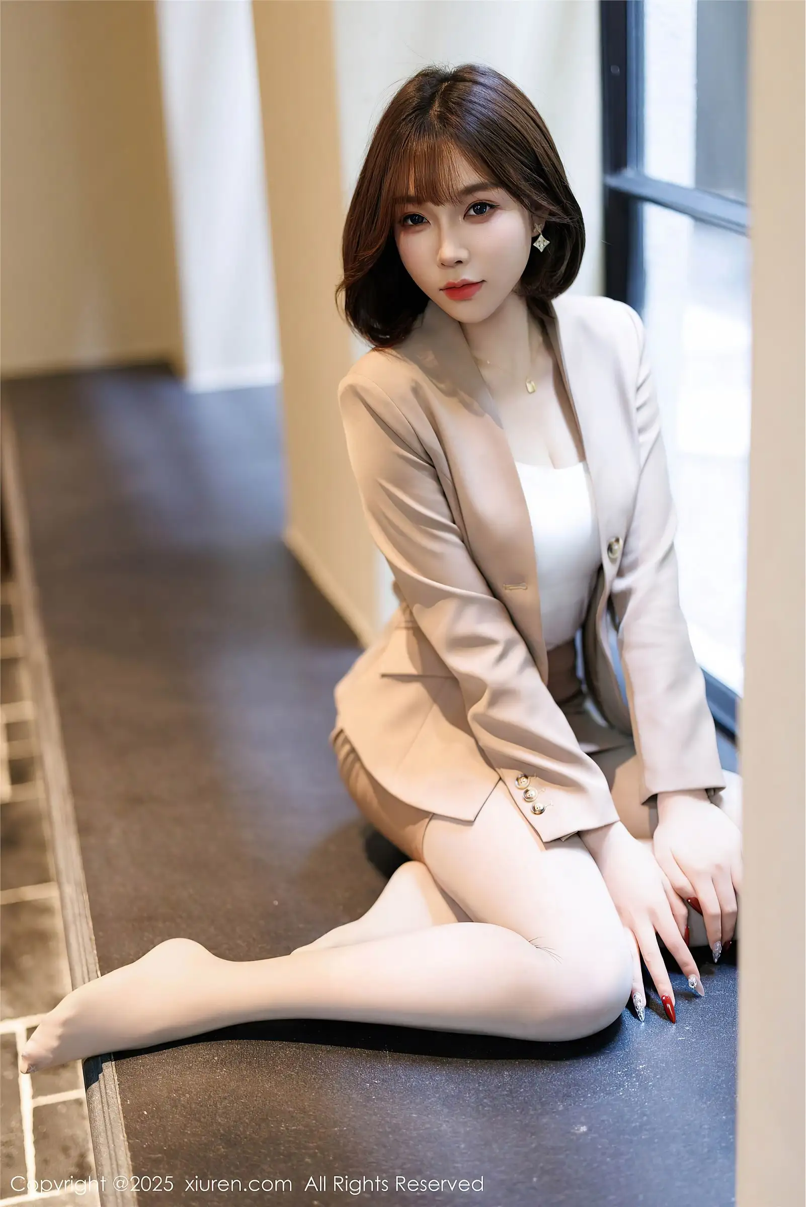 [XIUREN秀人网] 2025.02.06 NO.9844 徐莉芝Booty