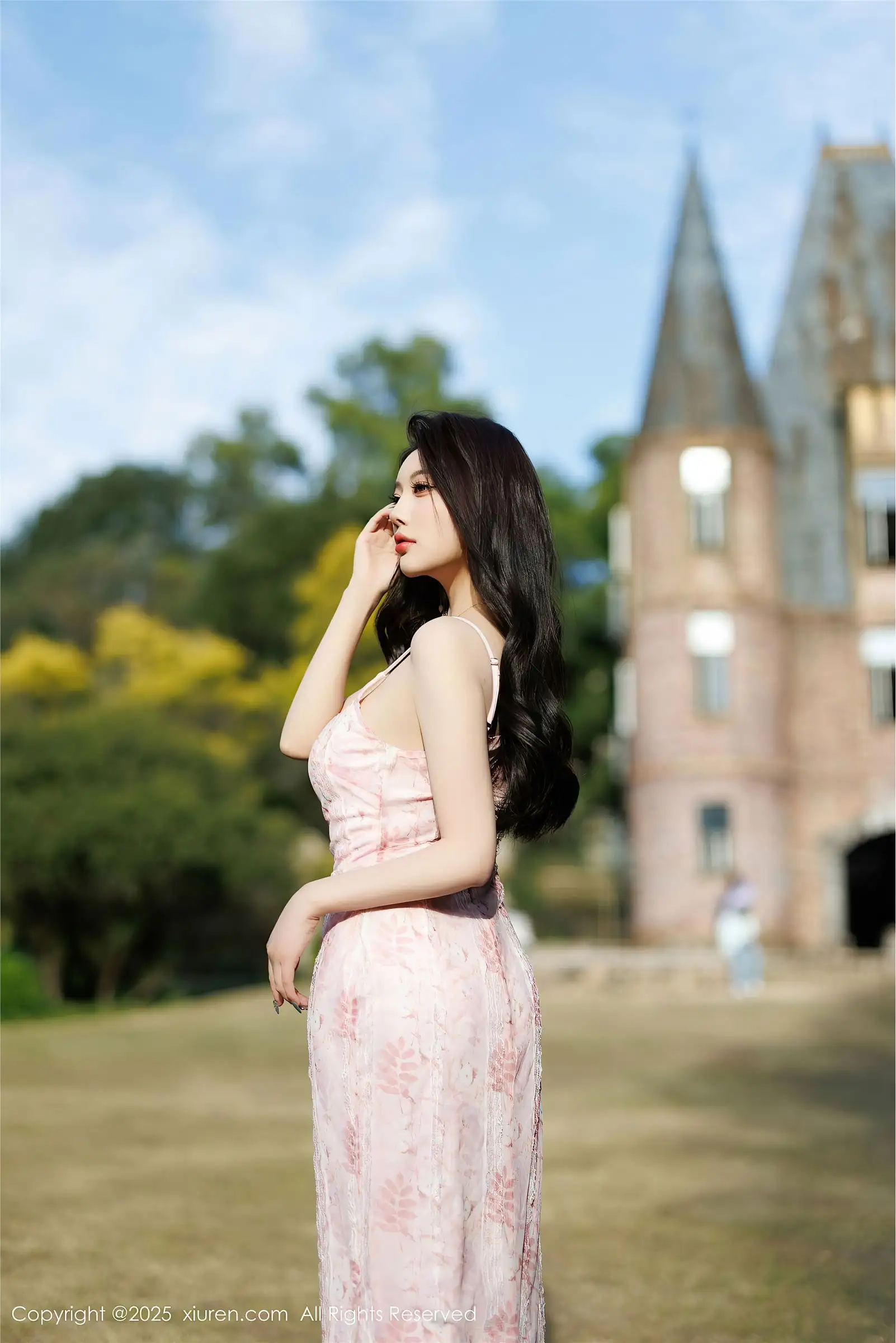 [XIUREN秀人网] 2025.02.14 NO.9886 杨晨晨Yome