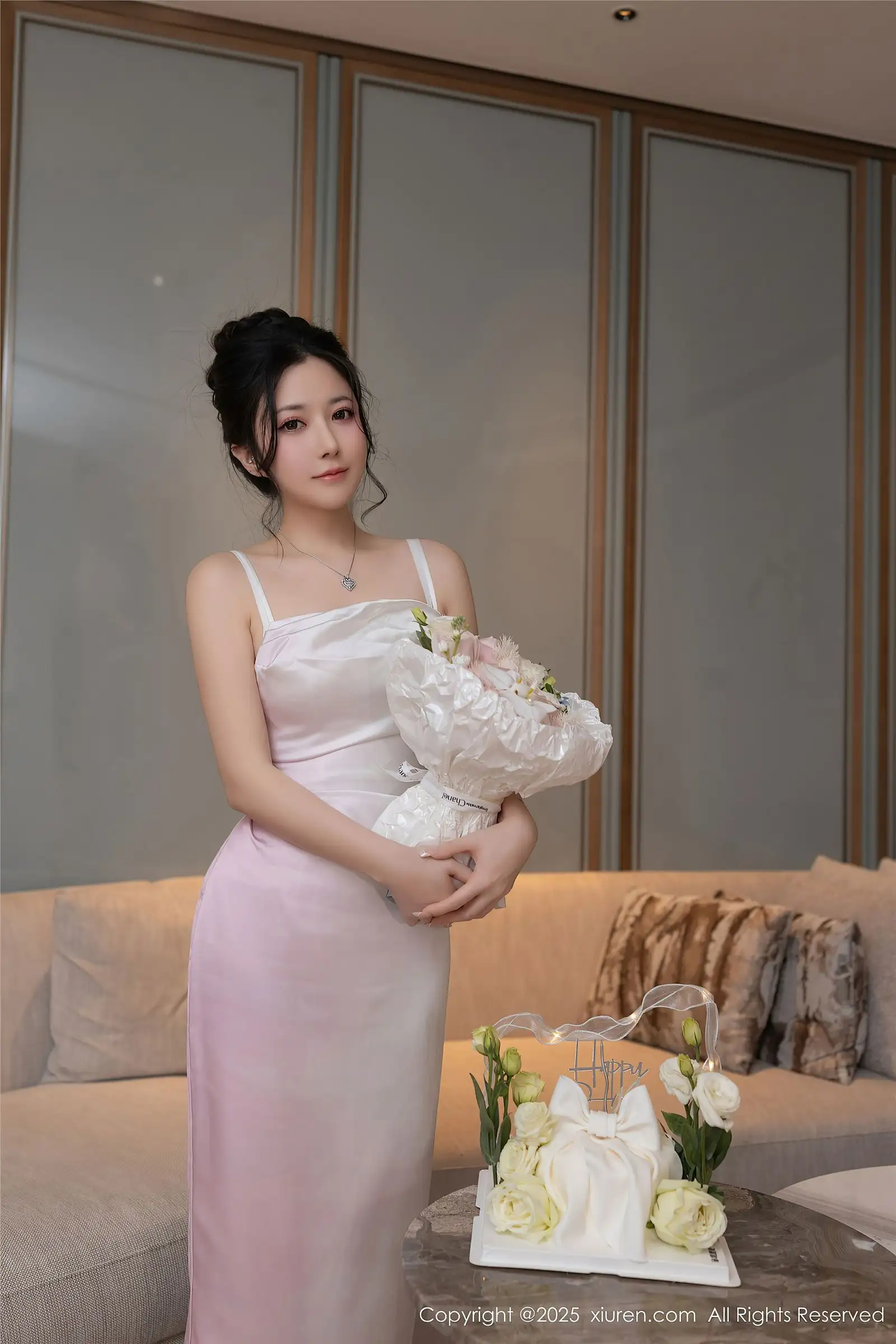 [XIUREN秀人网] 2025.02.19 NO.9907 鱼子酱Fish