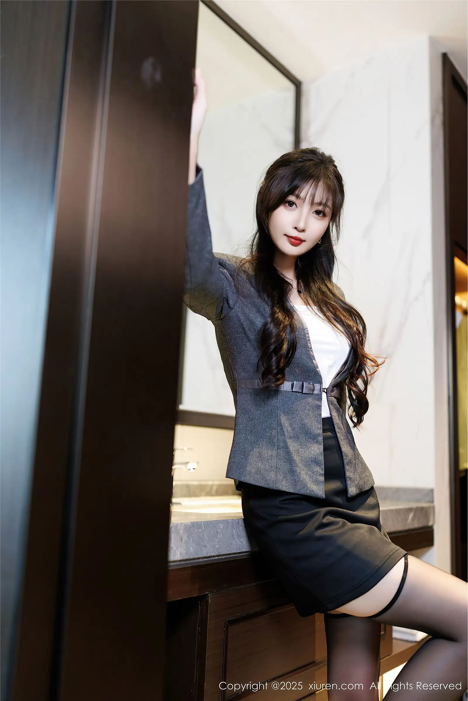 [XIUREN秀人网] 2025.03.03 NO.9957 樱桃小阑子