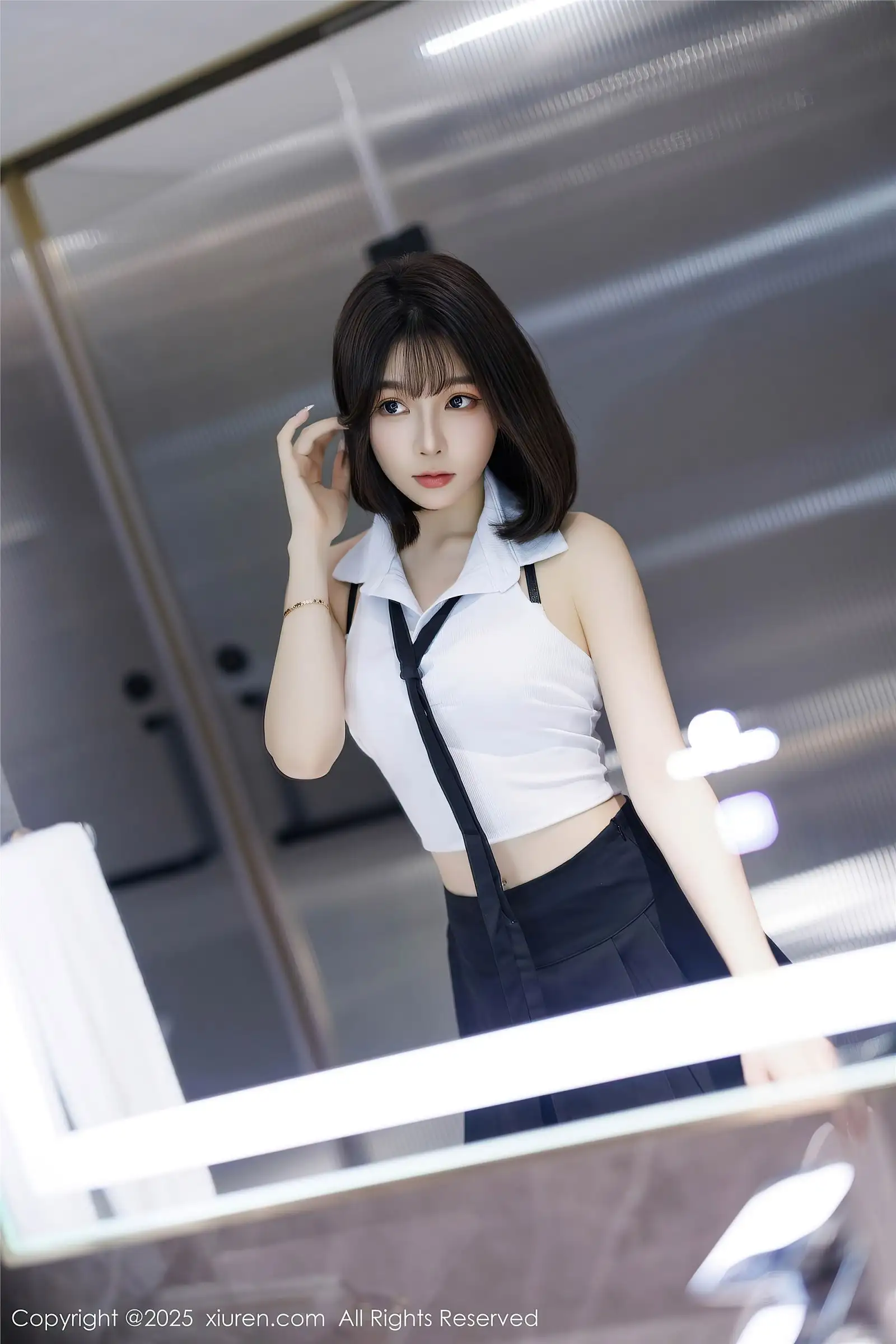 [XIUREN秀人网] 2025.03.20 NO.10048 徐莉芝Booty