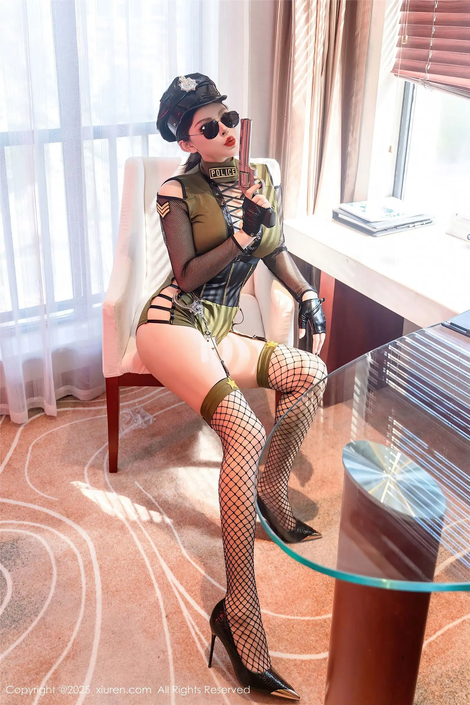 [XIUREN秀人网] 2025.03.25 NO.10064 伊丽莎有点白