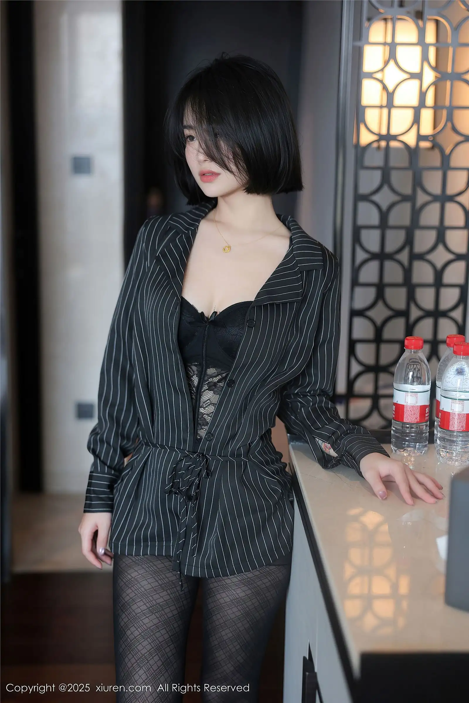 [XIUREN秀人网] 2025.03.27 NO.10076 汐子
