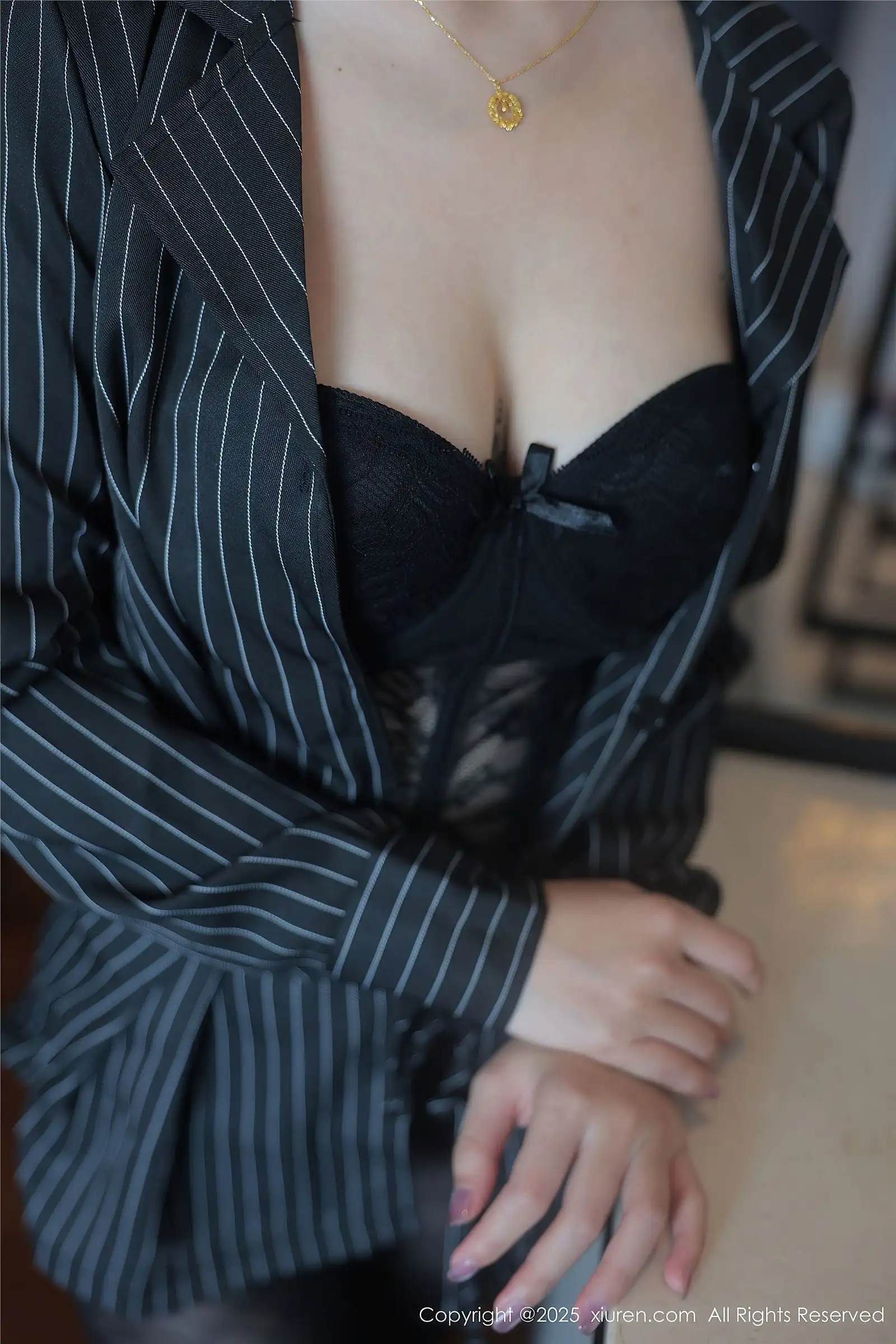 [XIUREN秀人网] 2025.03.27 NO.10076 汐子