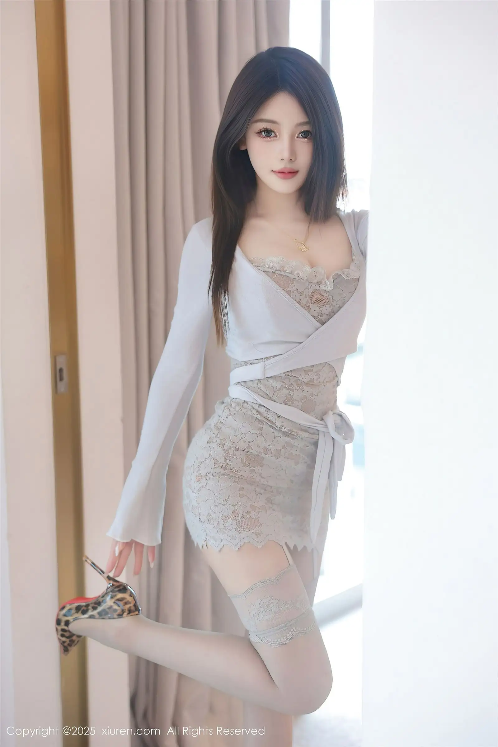 [XIUREN秀人网] 2025.03.28 NO.10083 爱酱里