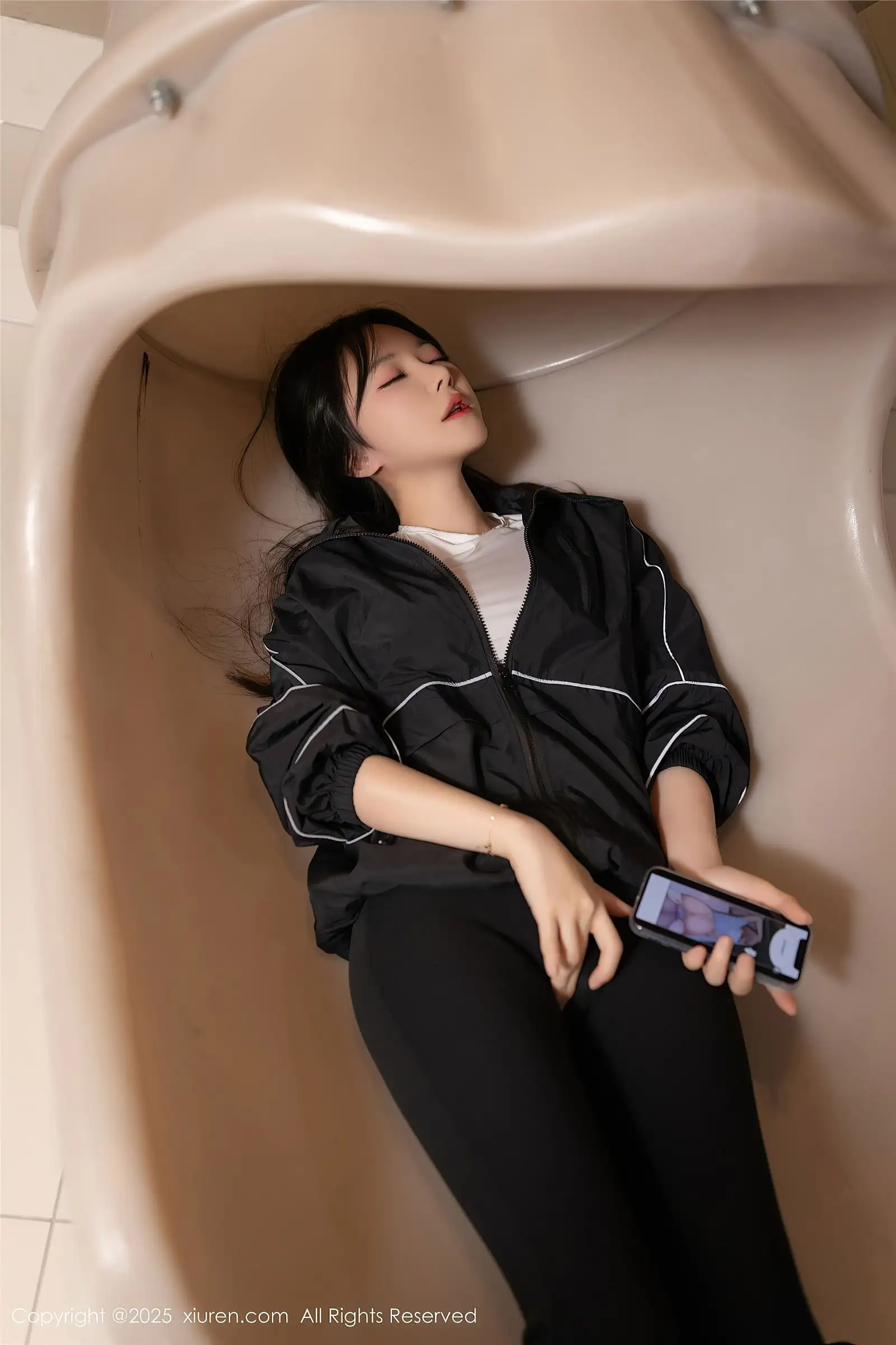 [XIUREN秀人网] 2025.04.03 NO.10112 鱼子酱Fish