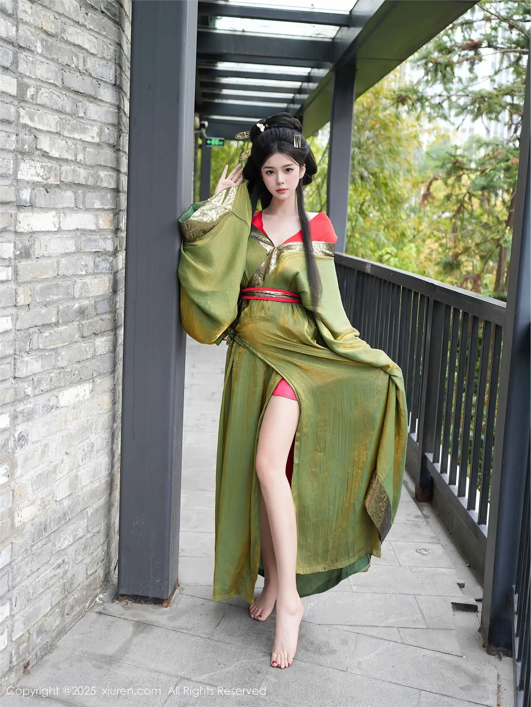 [XIUREN秀人网] 2025.04.09 NO.10126 雪糕CiCi