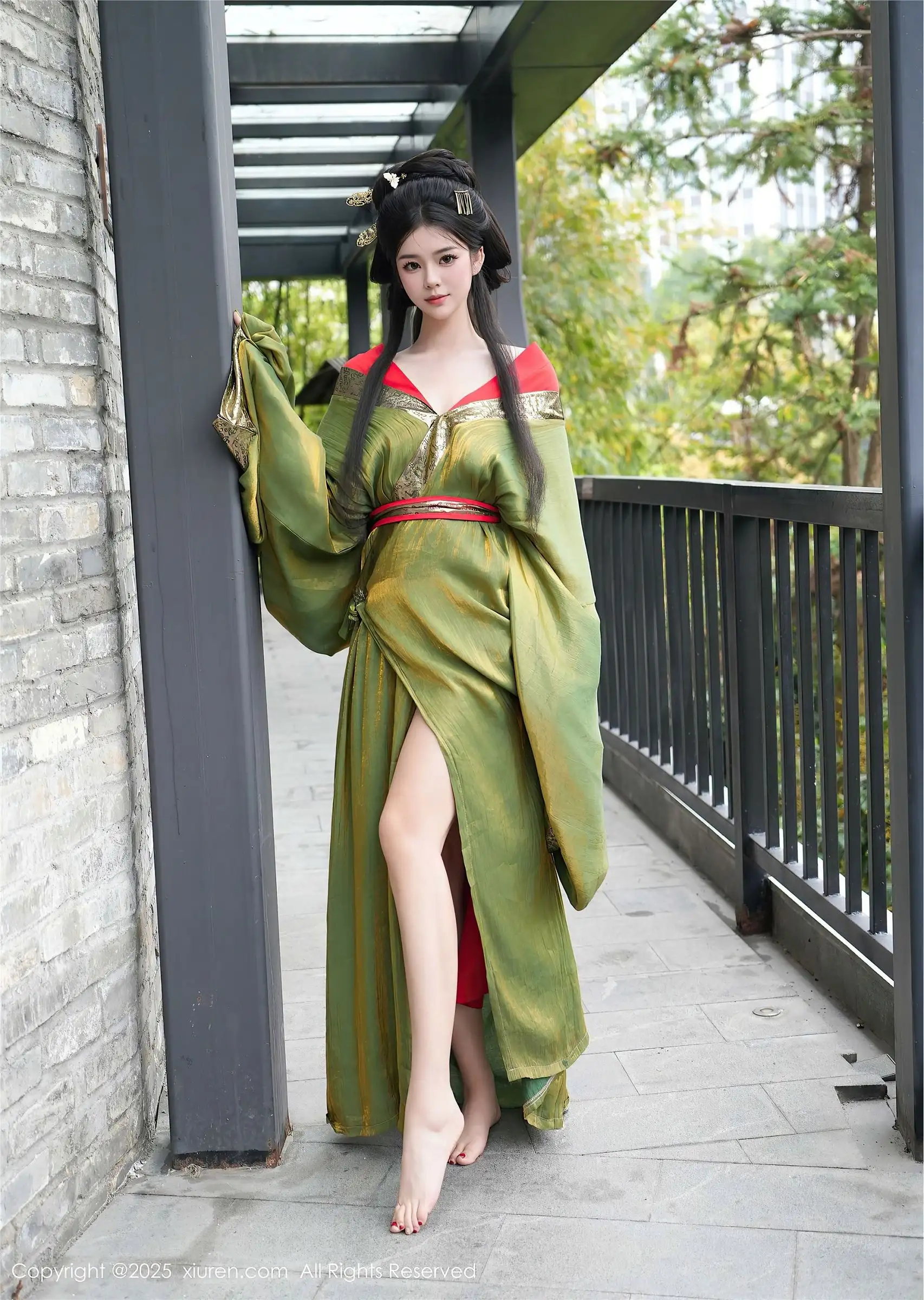 [XIUREN秀人网] 2025.04.09 NO.10126 雪糕CiCi